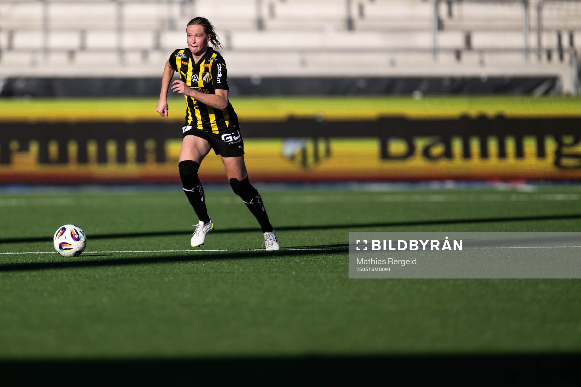Häckens Emma Östlund under fotbollsmatchen i Damallsvenskan mellan Häcken och Alingsås den 16 maj 2025 i Göteborg. 