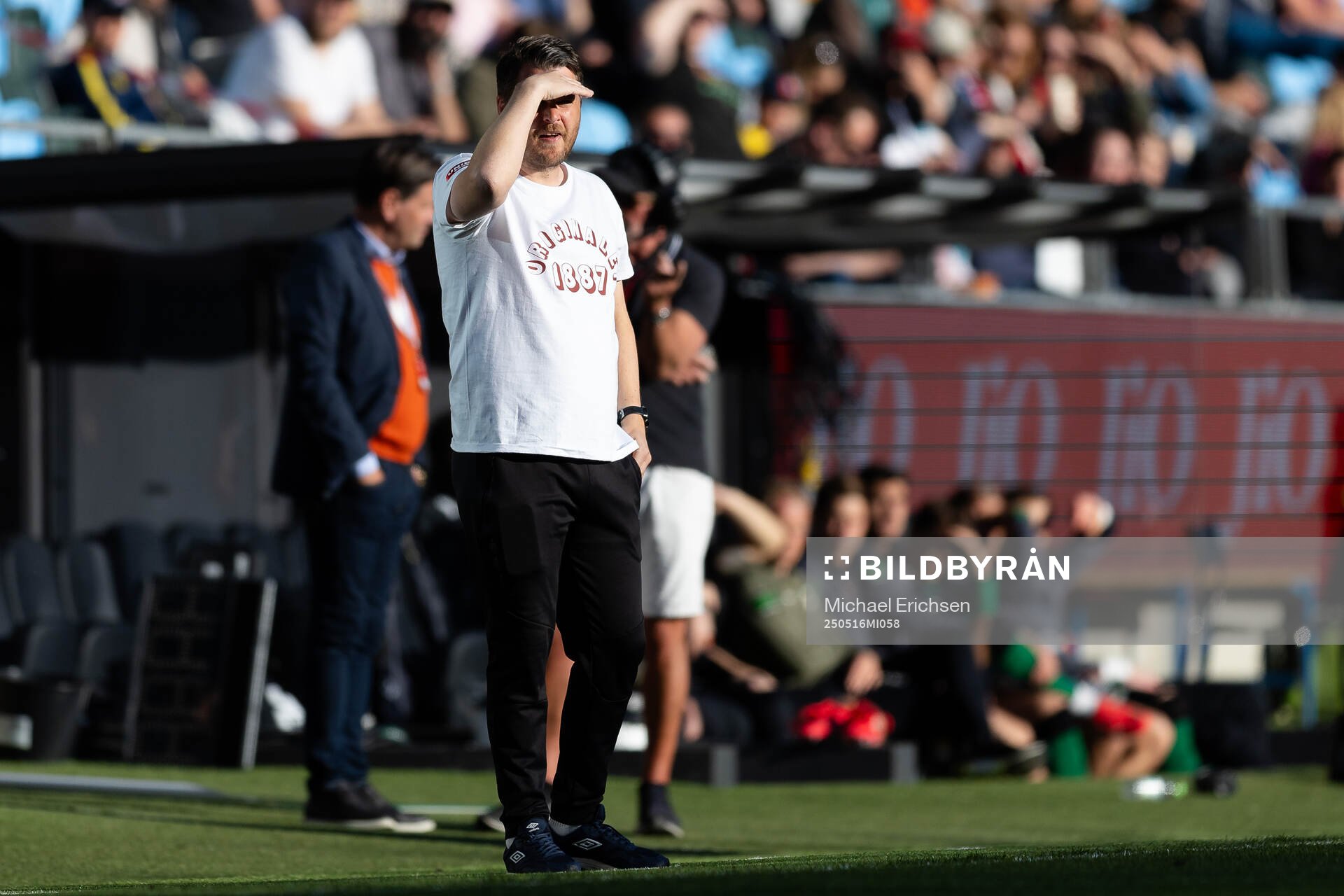 Örgrytes tränare Andreas Holmberg under fotbollsmatchen i Superettan mellan Örgryte och Varberg den 16 maj 2025 i Göteborg. 