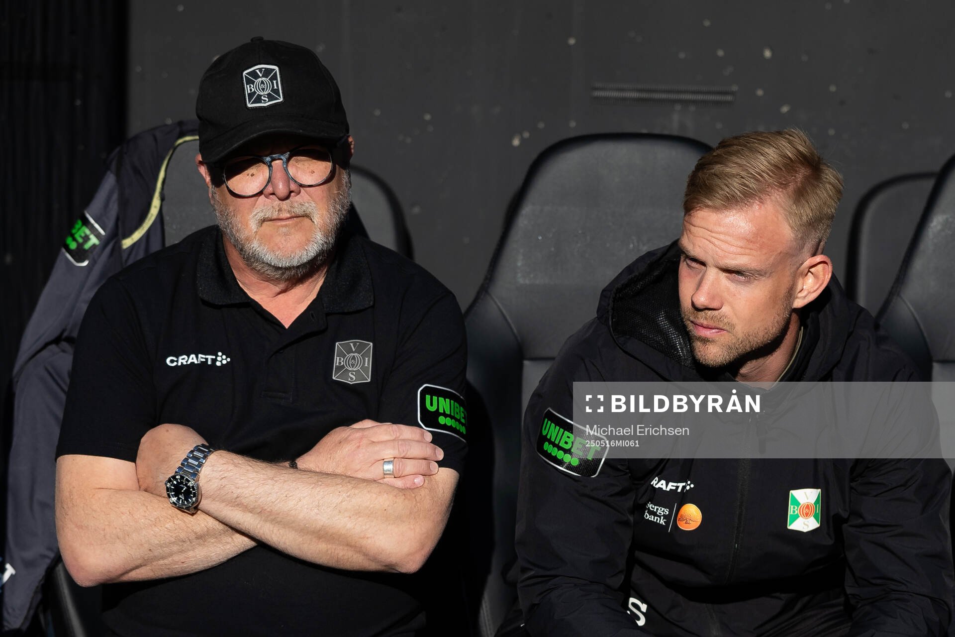 Varbergs tränare Roar Hansen och assisterande tränare Victor Salwén inför fotbollsmatchen i Superettan mellan Örgryte och Varberg den 16 maj 2025 i Göteborg.