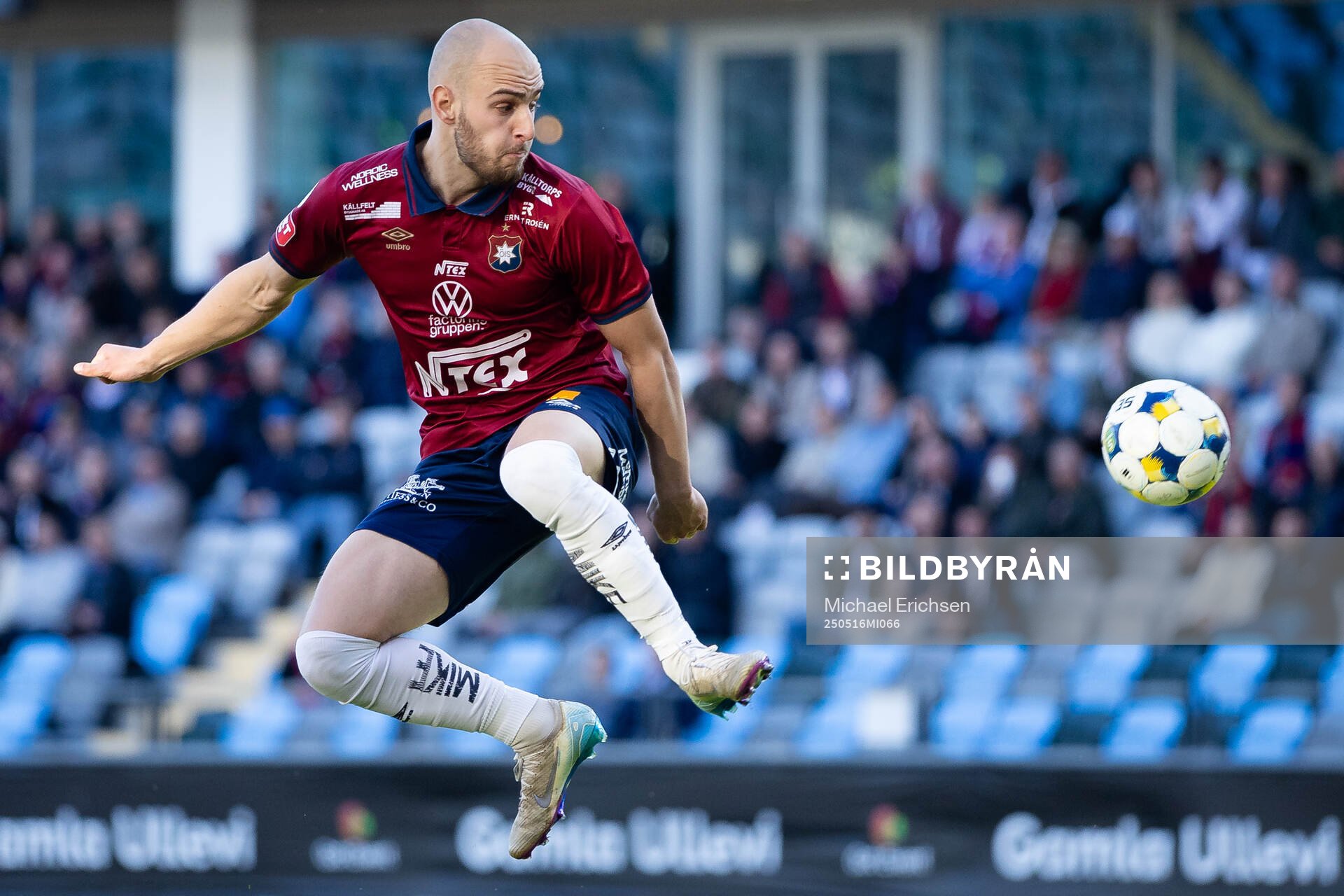 Örgrytes Amel Mujanic under fotbollsmatchen i Superettan mellan Örgryte och Varberg den 16 maj 2025 i Göteborg. 