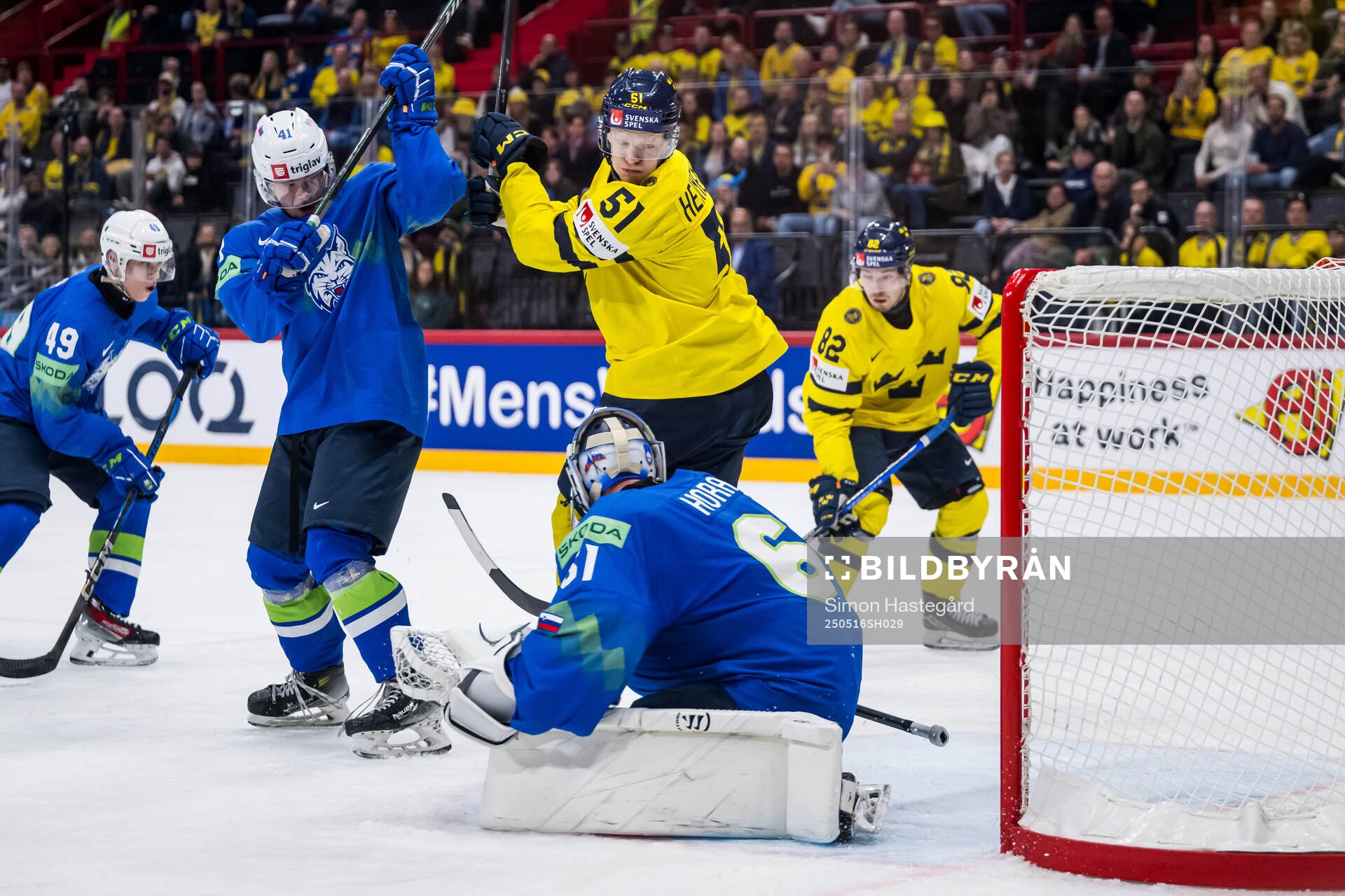 Emil Heineman of Sweden against Jan Cosic and goaltender