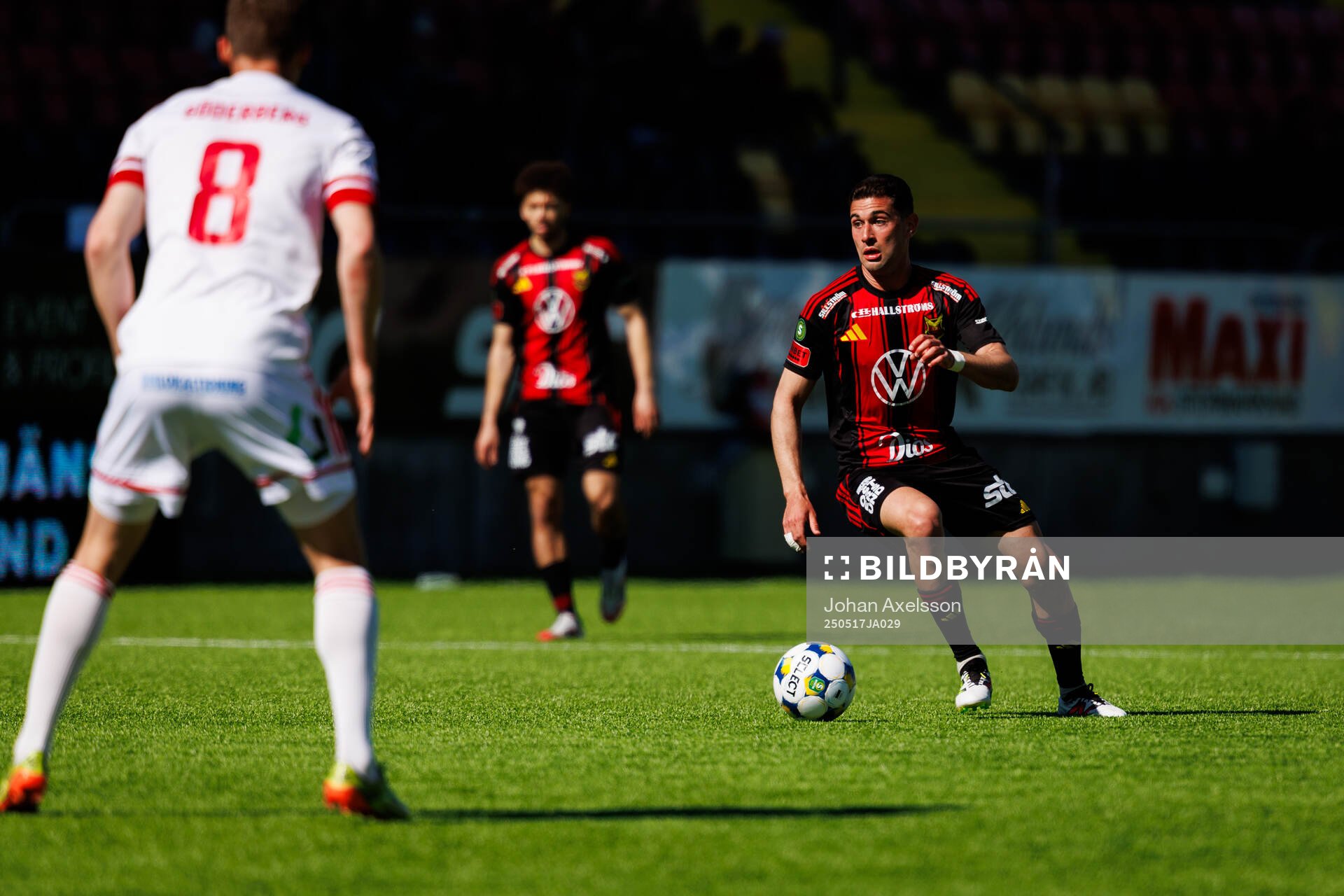 Östersunds Ahmed Bonnah  under fotbollsmatchen i Superettan mellan Östersund och Sandvikens IF den 17 maj 2025 i Östersund. 