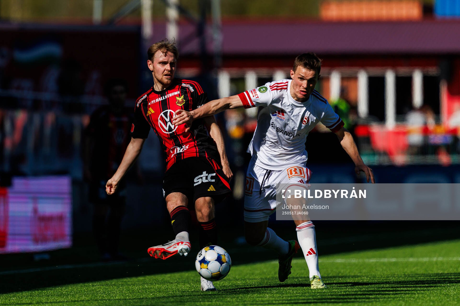 Östersunds Simon Marklund under fotbollsmatchen i Superettan mellan Östersund och Sandvikens IF den 17 maj 2025 i Östersund. 