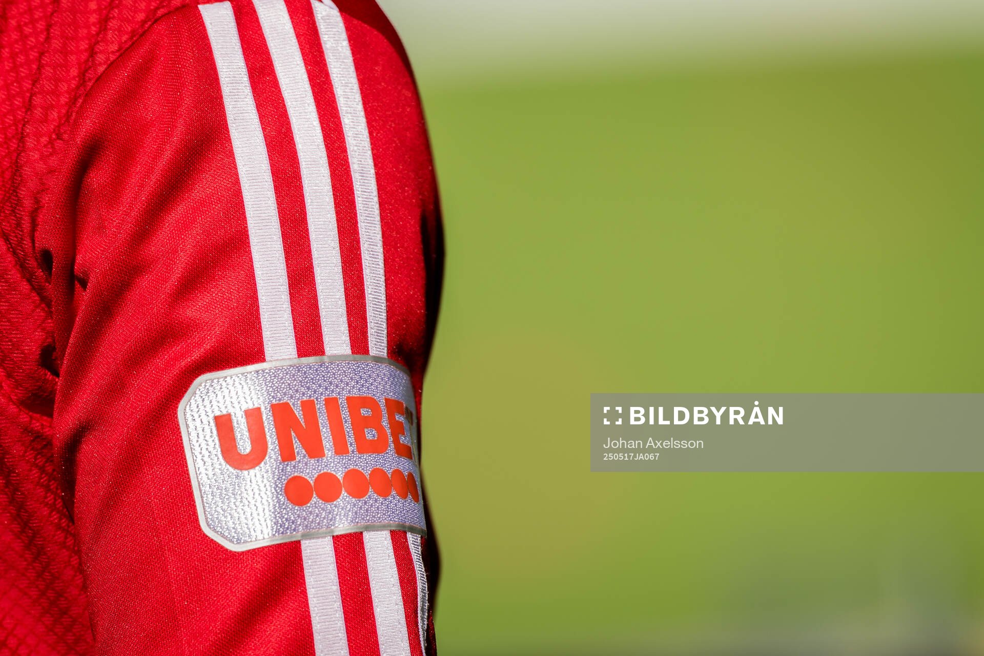 Unibets logga under fotbollsmatchen i Superettan mellan Östersund och Sandvikens IF den 17 maj 2025 i Östersund. 