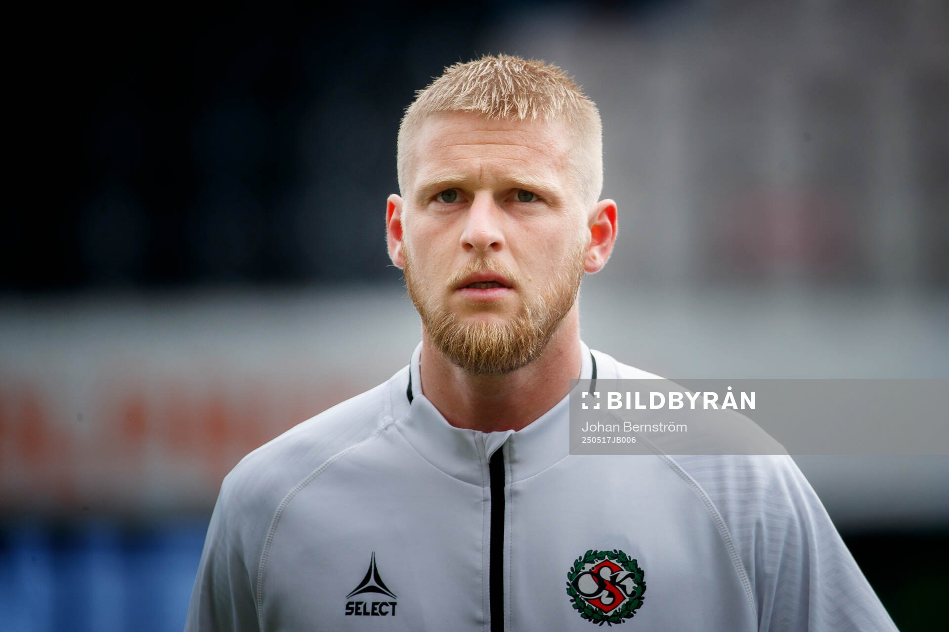 Örebros Karl Holmberg inför fotbollsmatchen i Superettan mellan Örebro och GIF Sundsvall den 17 maj 2025 i Örebro. 
