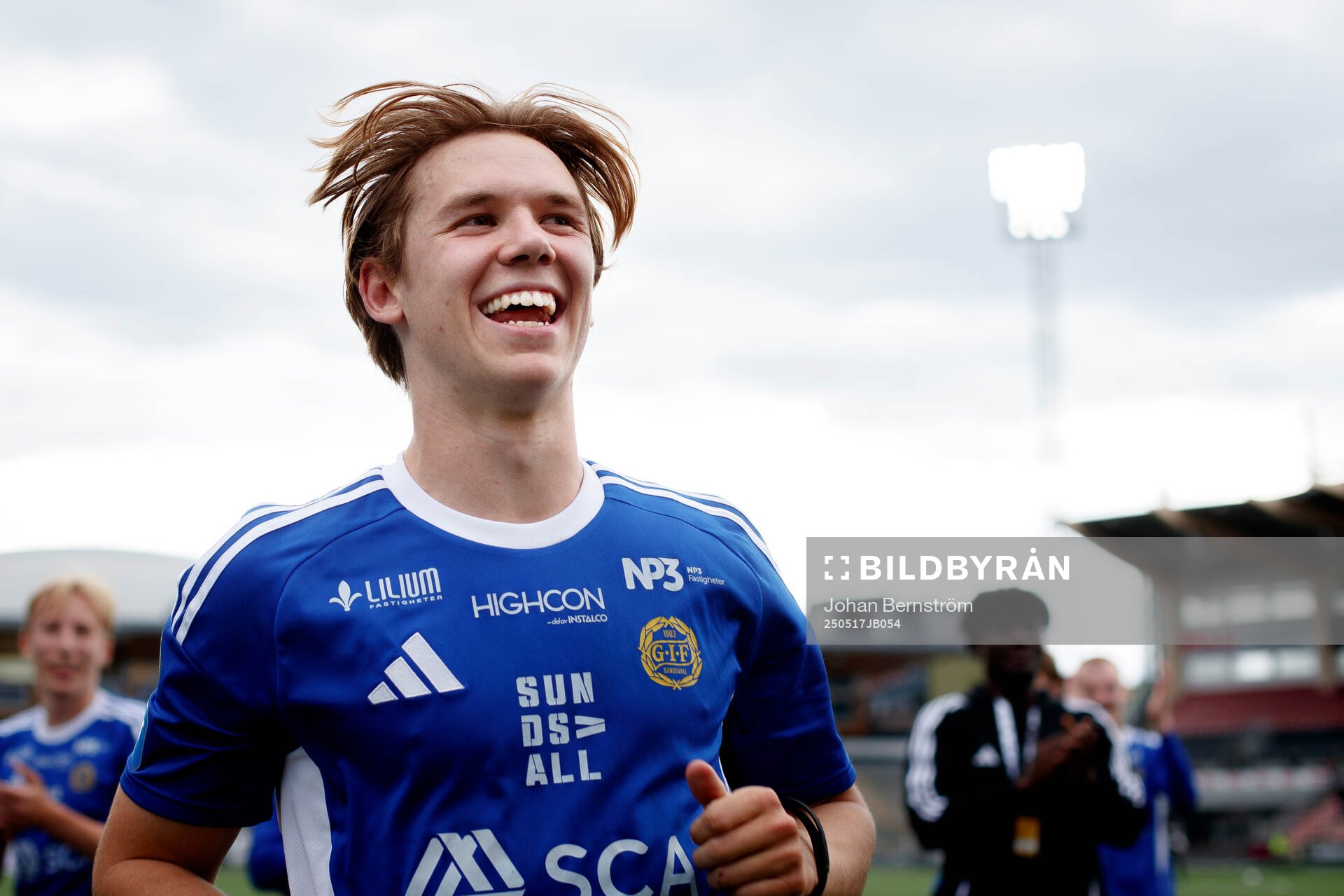 GIF Sundsvalls Ture Sandberg jublar efter matchen under fotbollsmatchen i Superettan mellan Örebro och GIF Sundsvall den 17 maj 2025 i Örebro.