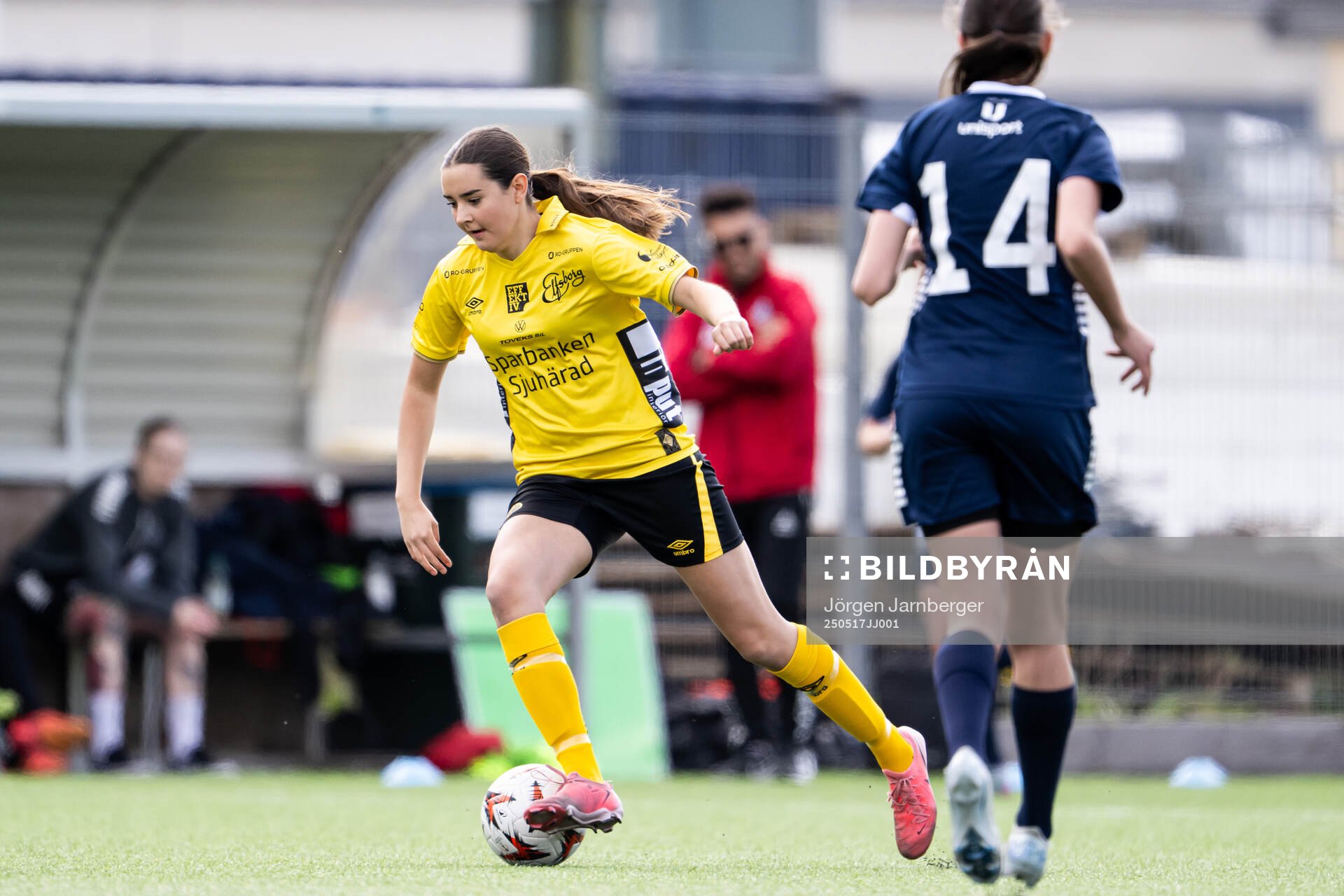 Elfsborgs Nikolina Veselcic under fotbollsmatchen i F17 Division 1 mellan Elfsborg och Utsikten den 17 maj 2025 i Borås. 