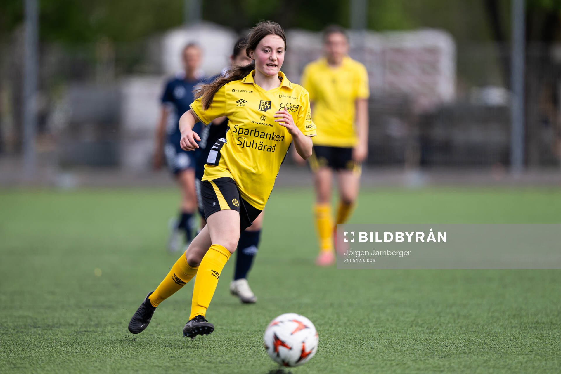 Elfsborgs Adriana Bajramaj under fotbollsmatchen i F17 Division 1 mellan Elfsborg och Utsikten den 17 maj 2025 i Borås. 