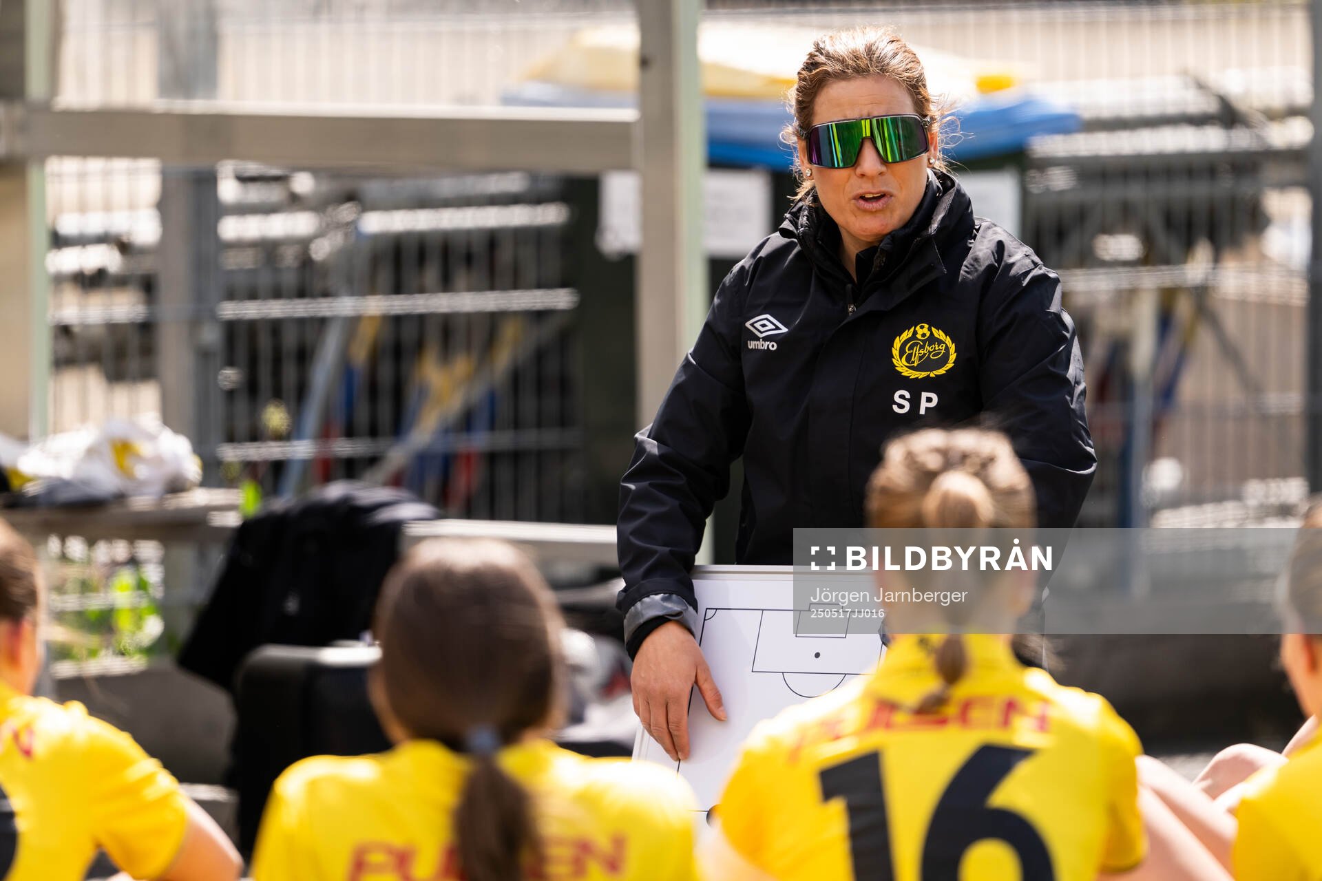 Elfsborgs Sanna Parkhagen under fotbollsmatchen i F17 Division 1 mellan Elfsborg och Utsikten den 17 maj 2025 i Borås. 