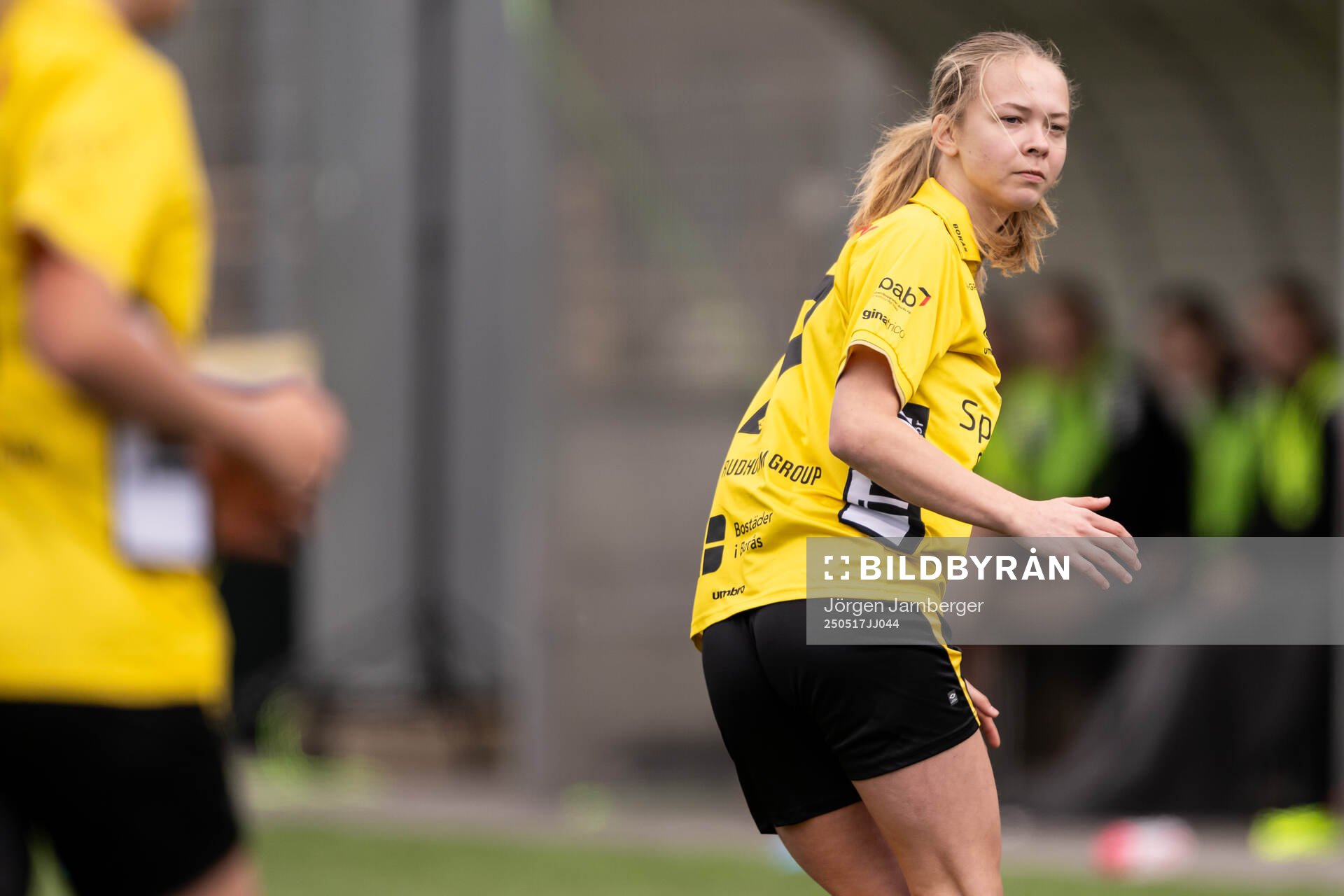 Elfsborgs Tove Carlsson under fotbollsmatchen i F17 Division 1 mellan Elfsborg och Utsikten den 17 maj 2025 i Borås. 
