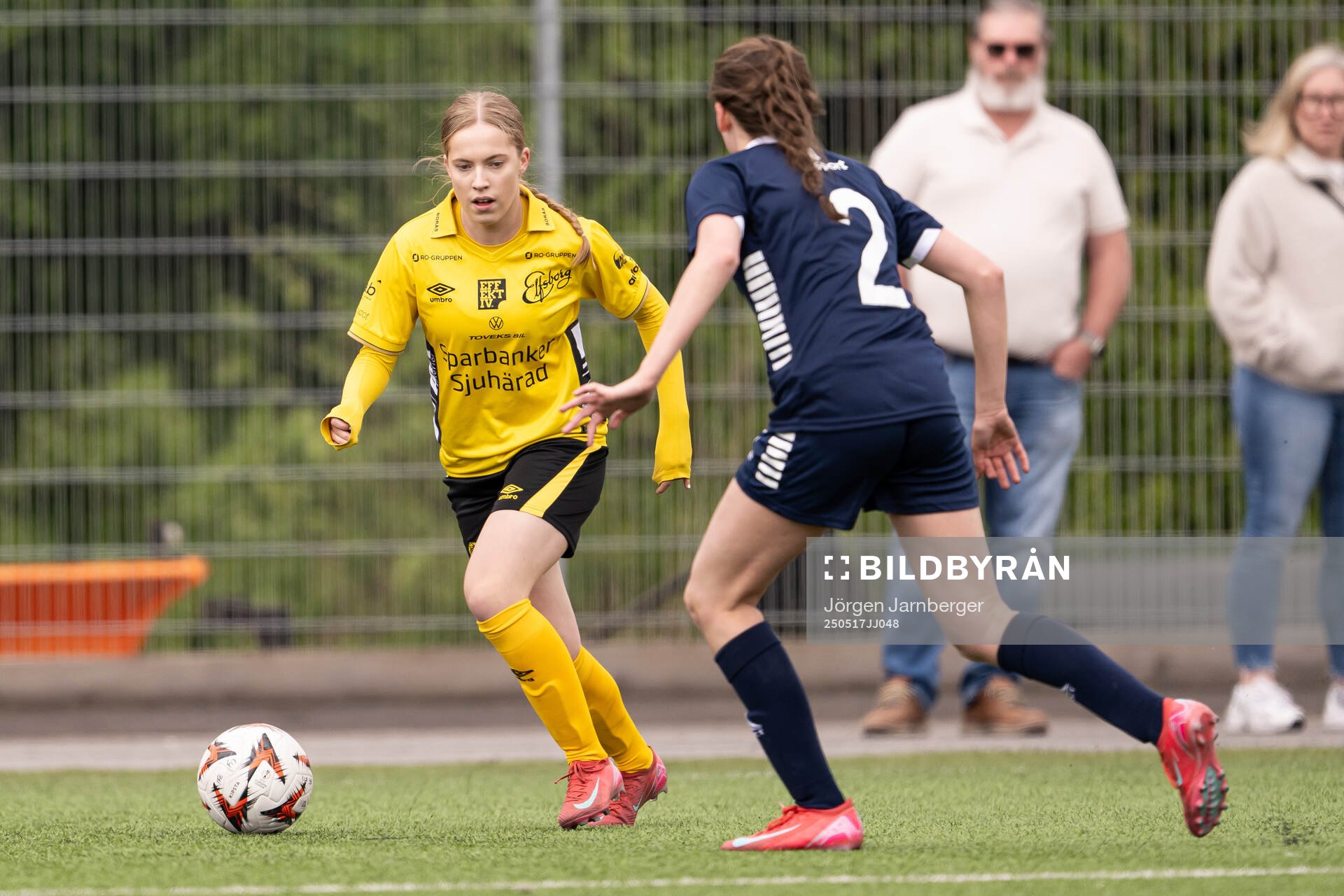 Elfsborgs Ester Skoglund under fotbollsmatchen i F17 Division 1 mellan Elfsborg och Utsikten den 17 maj 2025 i Borås. 