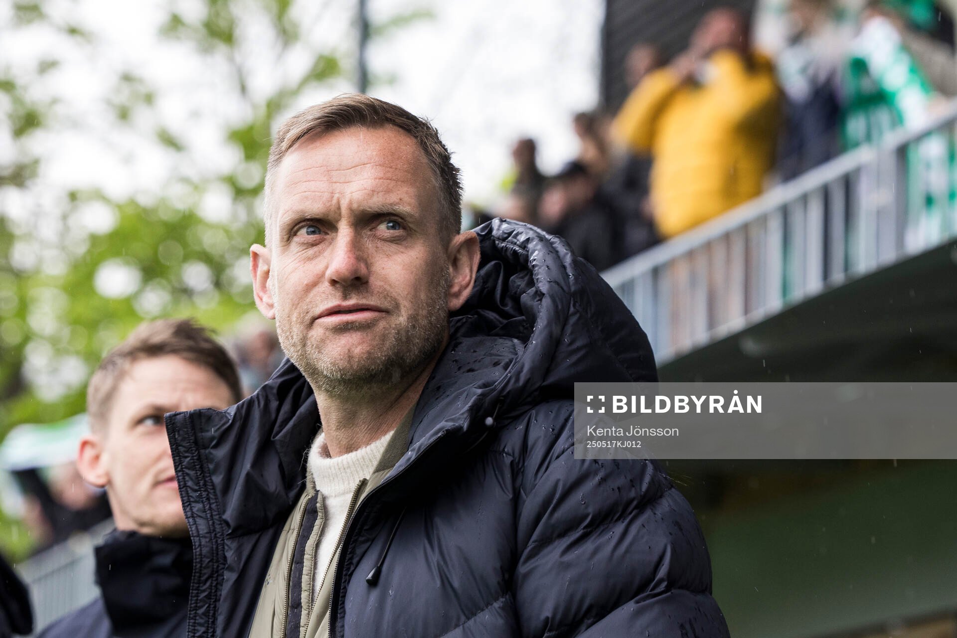 Hammarbys tränare Martin Sjögren inför fotbollsmatchen i Damallsvenskan mellan Hammarby och Piteå den 17 maj 2025 i Stockholm. 