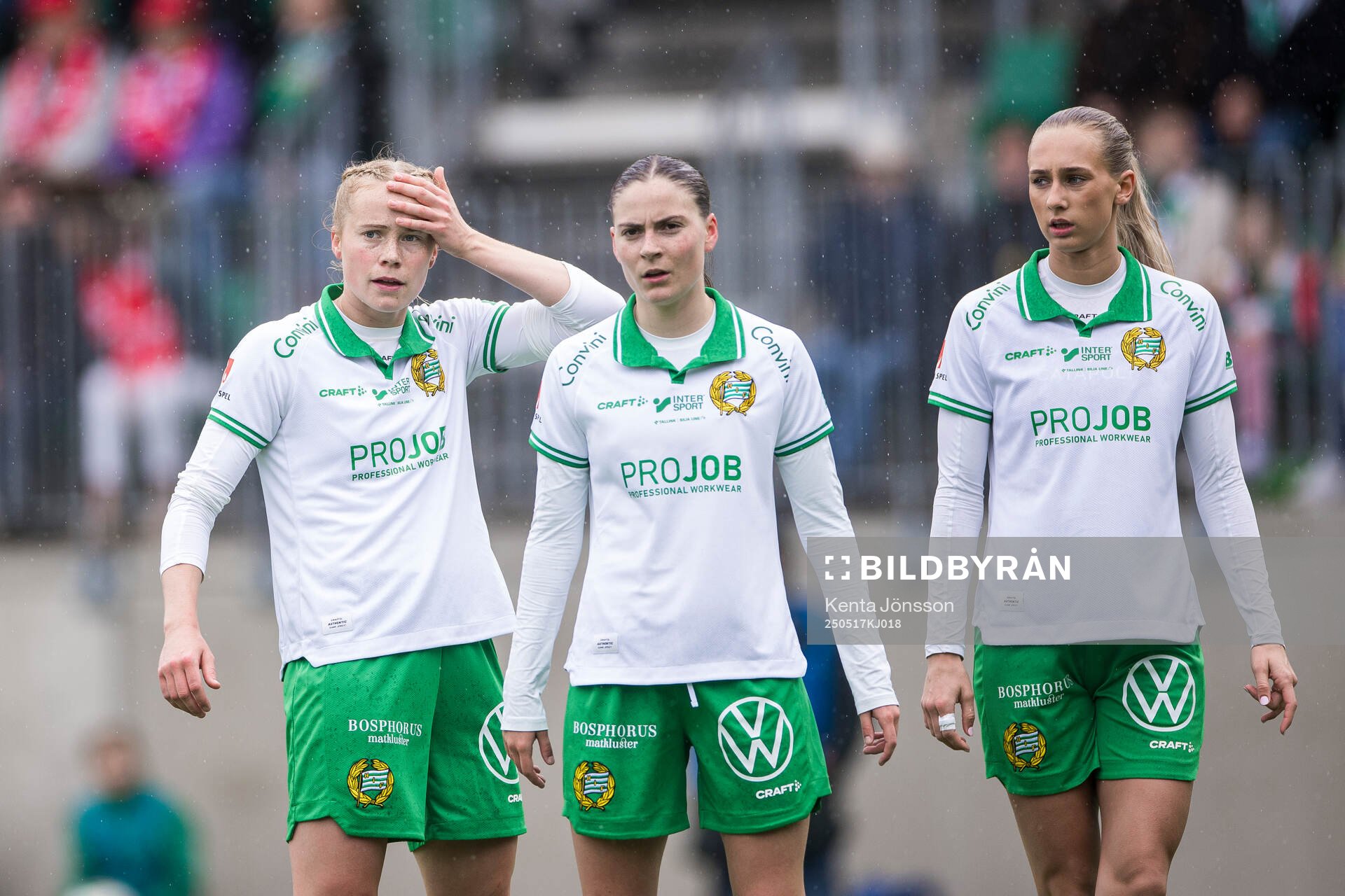 Hammarbys Julie Blakstad, Smilla Vallotto och Ellen