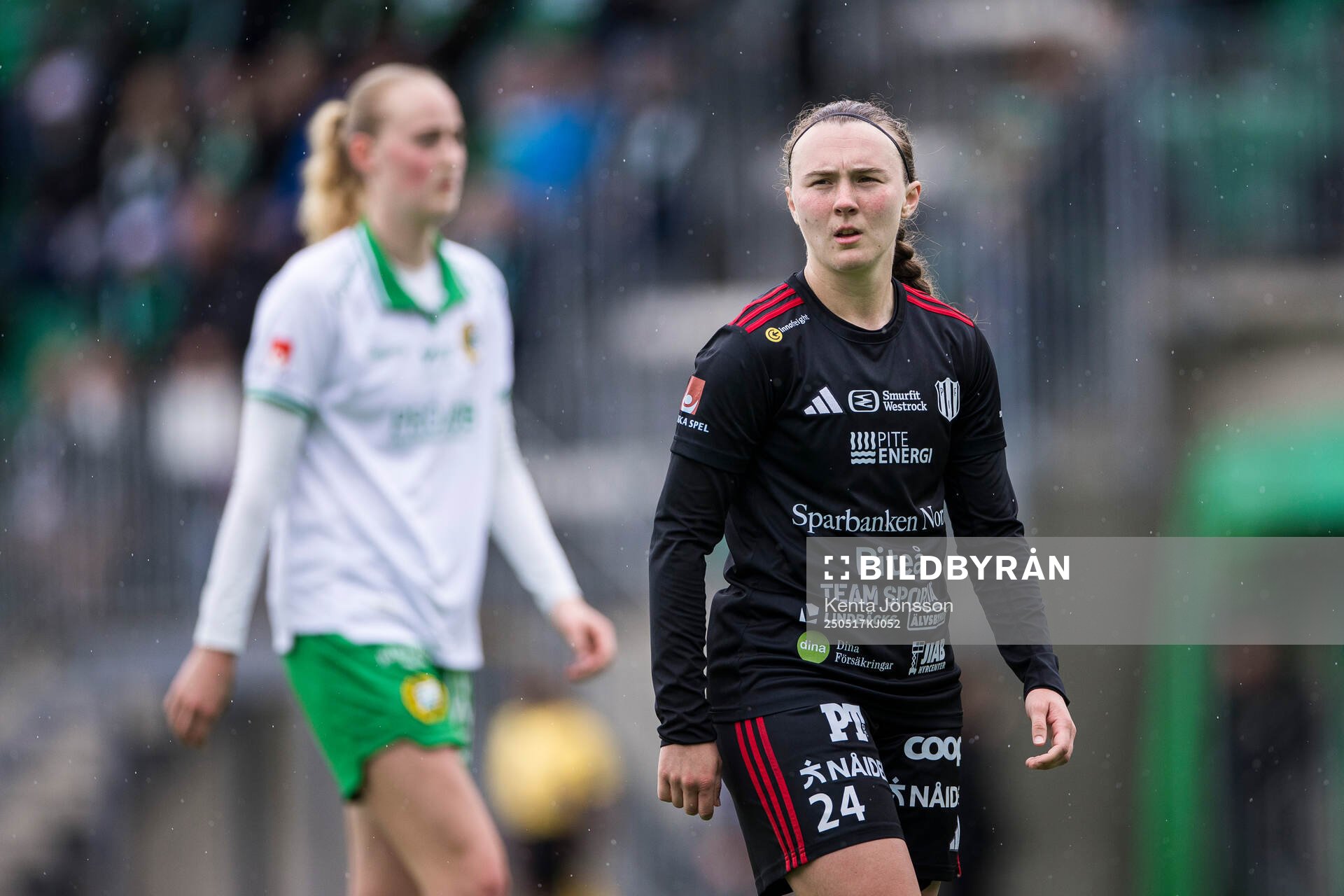 Piteås Emily Gray deppar