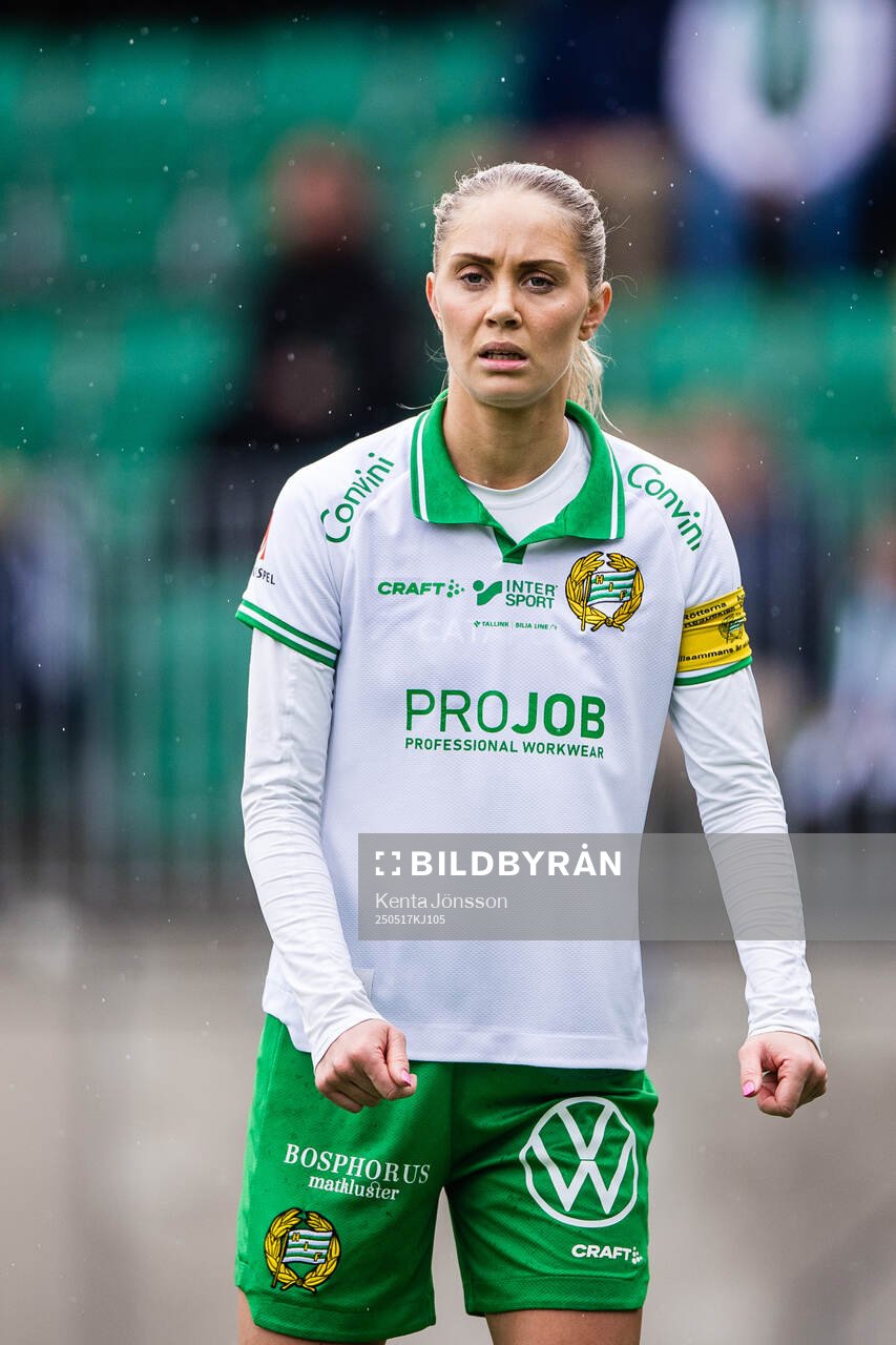 Hammarbys Alice Carlsson under fotbollsmatchen i Damallsvenskan mellan Hammarby och Piteå den 17 maj 2025 i Stockholm. 