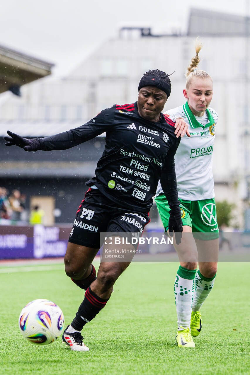 Piteås Faith Ikidi Michael och Hammarbys Emilie Joramo