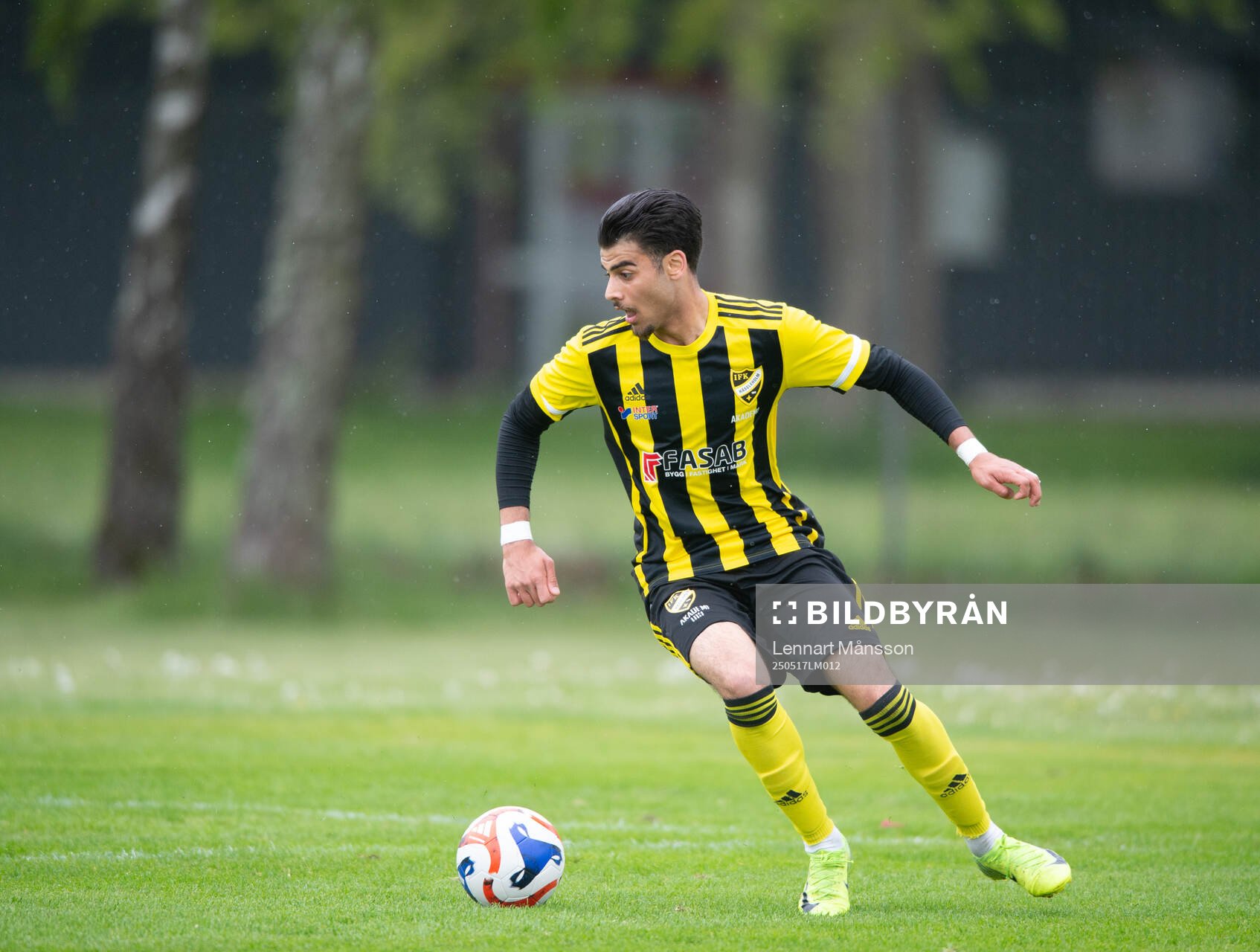 IFK Hässleholms Qusay Ahmad i matchen i P19 division 1