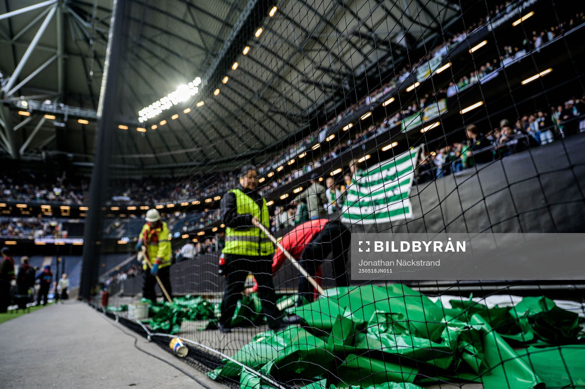  Skyddsnät inför fotbollsmatchen i Allsvenskan mellan AIK och Hammarby den 18 maj 2025 i Stockholm. 