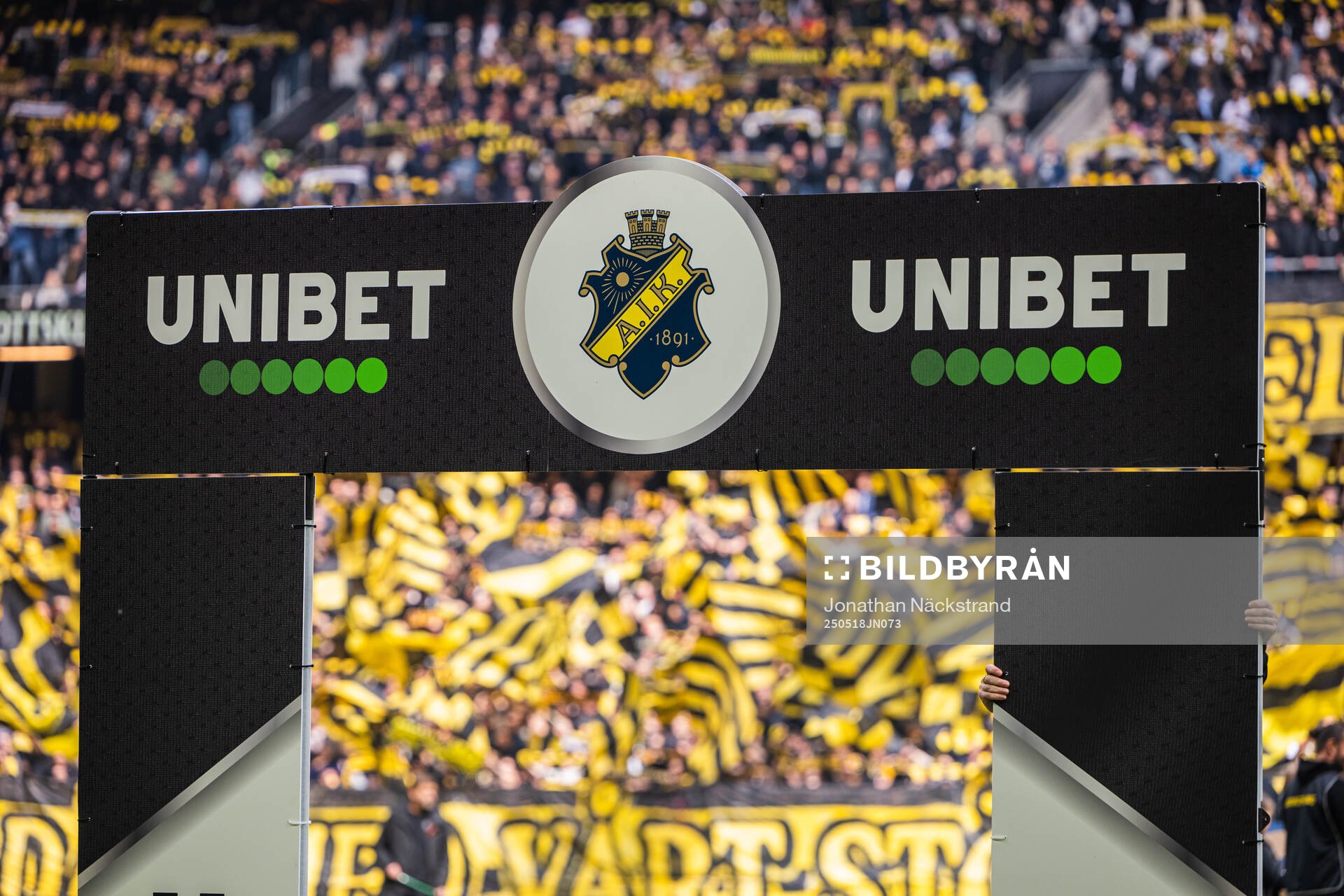 Unibet-portal inför fotbollsmatchen i Allsvenskan mellan AIK och Hammarby den 18 maj 2025 i Stockholm. 