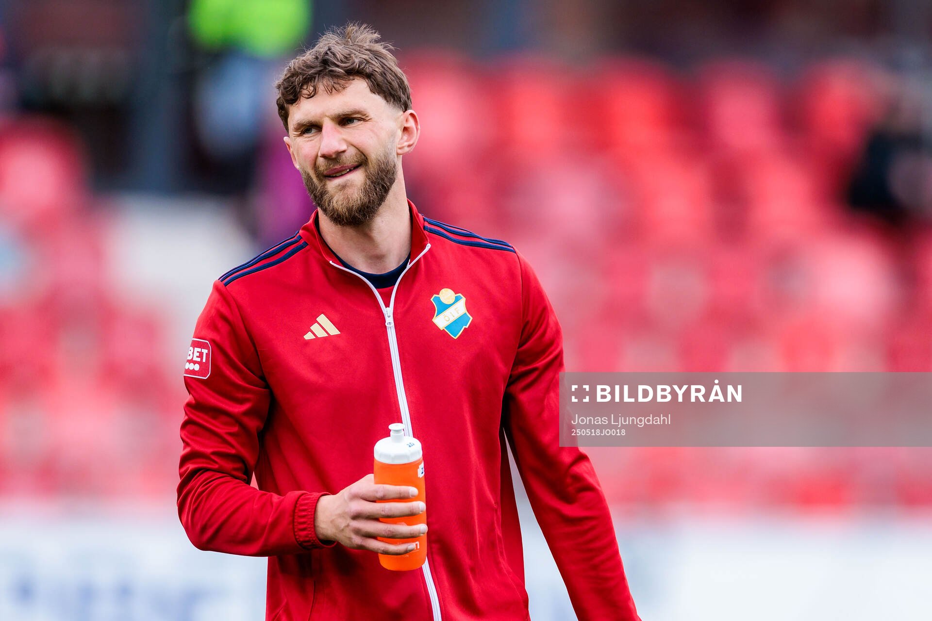 Östers Alibek Aliev under fotbollsmatchen i Allsvenskan mellan Öster och GAIS den 18 maj 2025 i Växjö. 