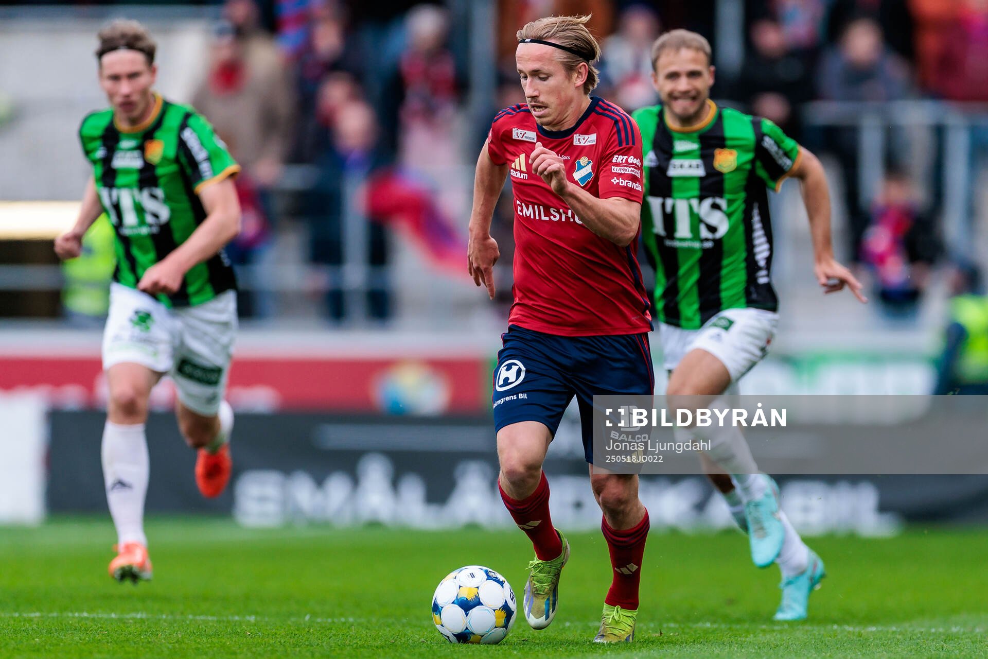 Östers David Seger under fotbollsmatchen i Allsvenskan mellan Öster och GAIS den 18 maj 2025 i Växjö. 