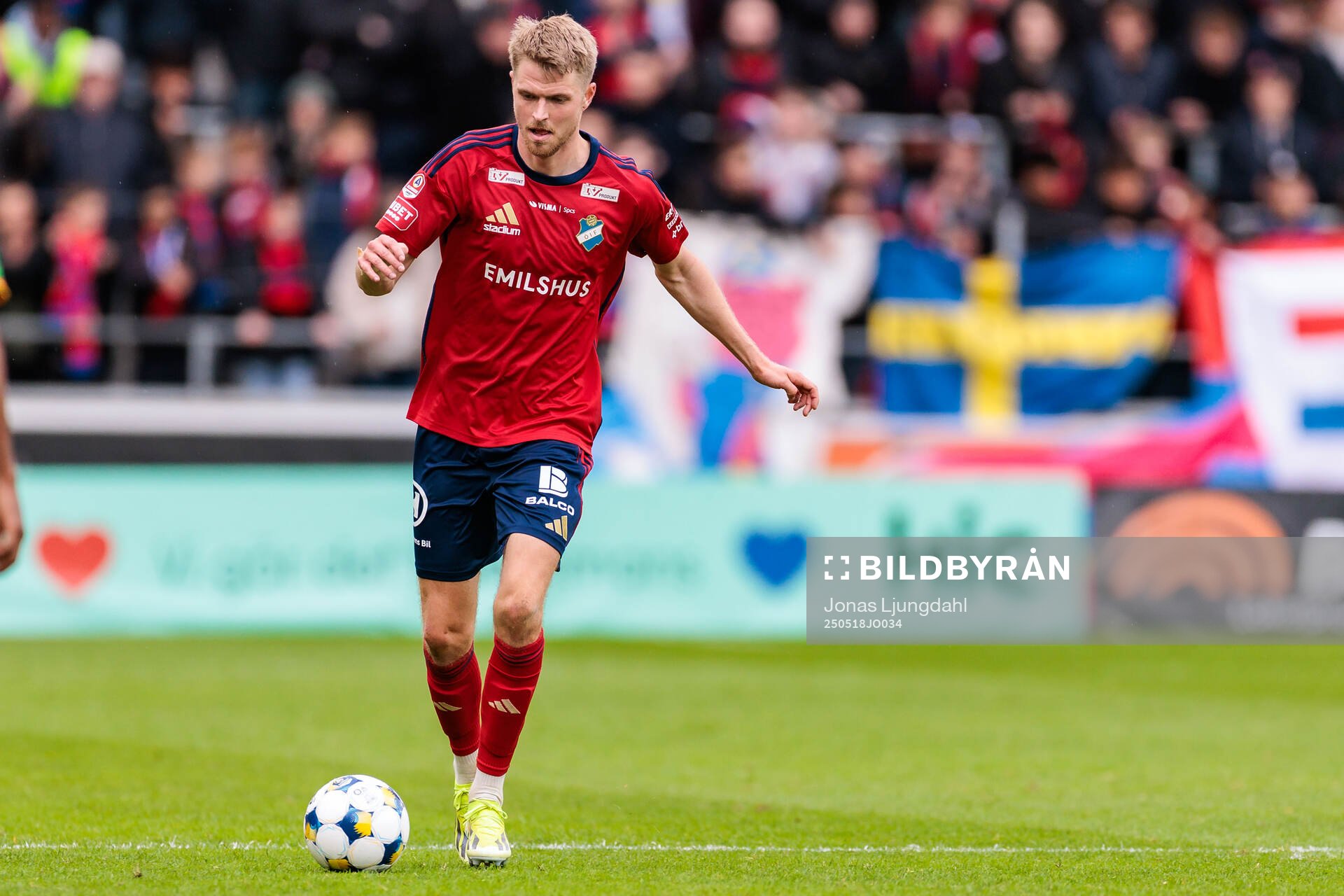 Östers Magnus Christensen under fotbollsmatchen i Allsvenskan mellan Öster och GAIS den 18 maj 2025 i Växjö. 