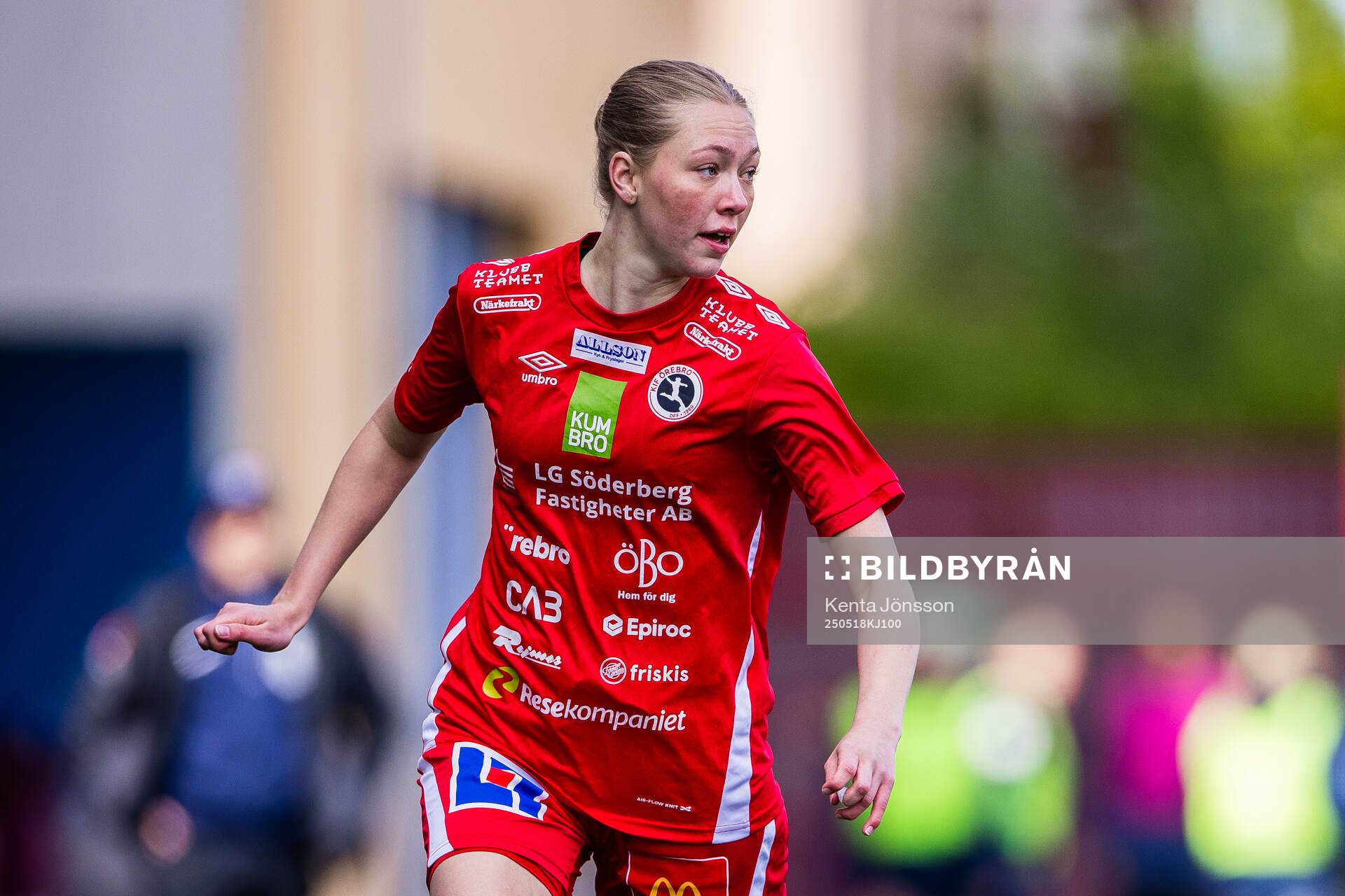 KIF Örebros Cajsa Rubensson under fotbollsmatchen i Elitettan mellan Eskilstuna United och KIF Örebro den 18 maj 2025 i Eskilstuna.