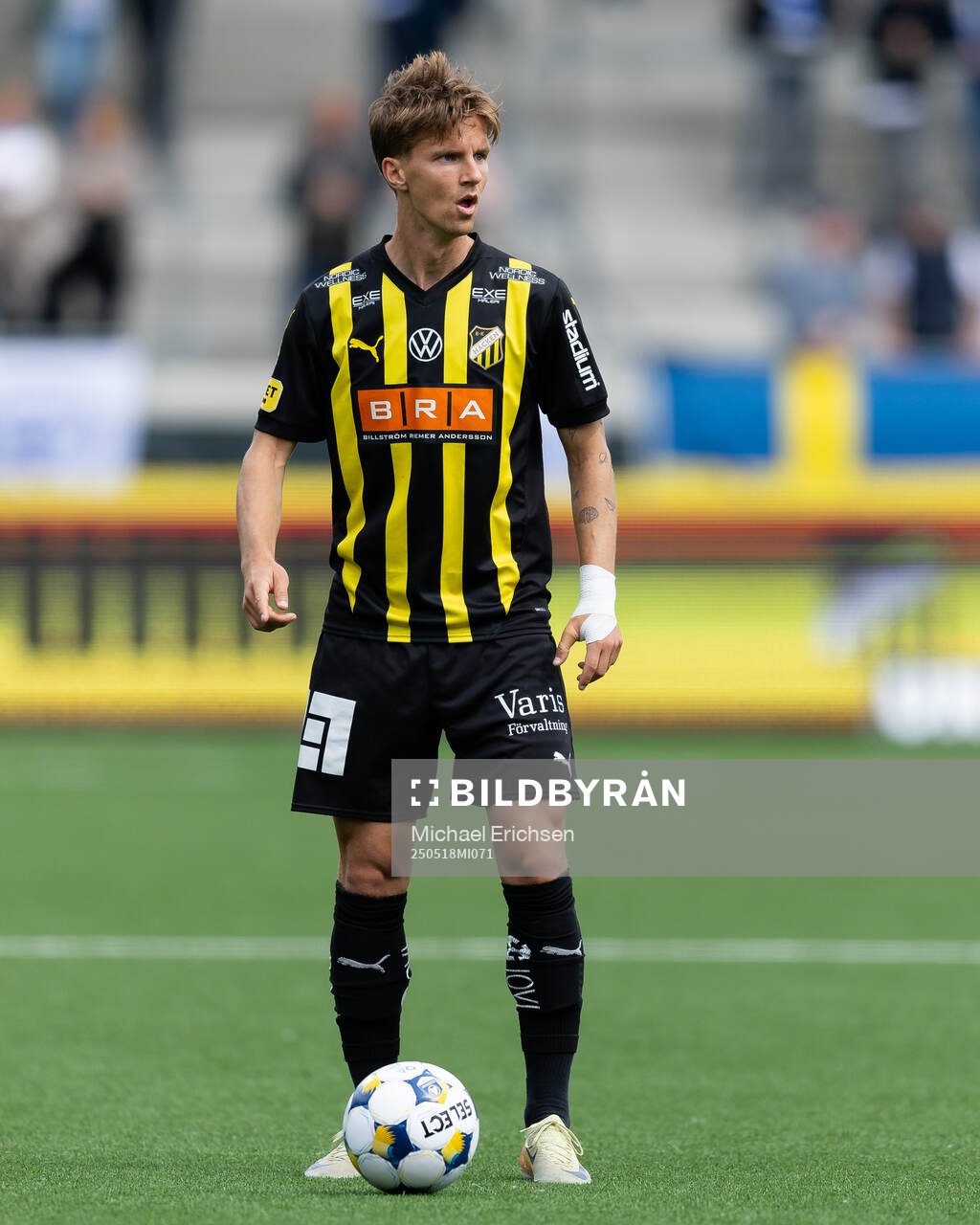 Häckens Samuel Leach Holm under fotbollsmatchen i Allsvenskan mellan Häcken och Värnamo den 18 maj 2025 i Göteborg. 
