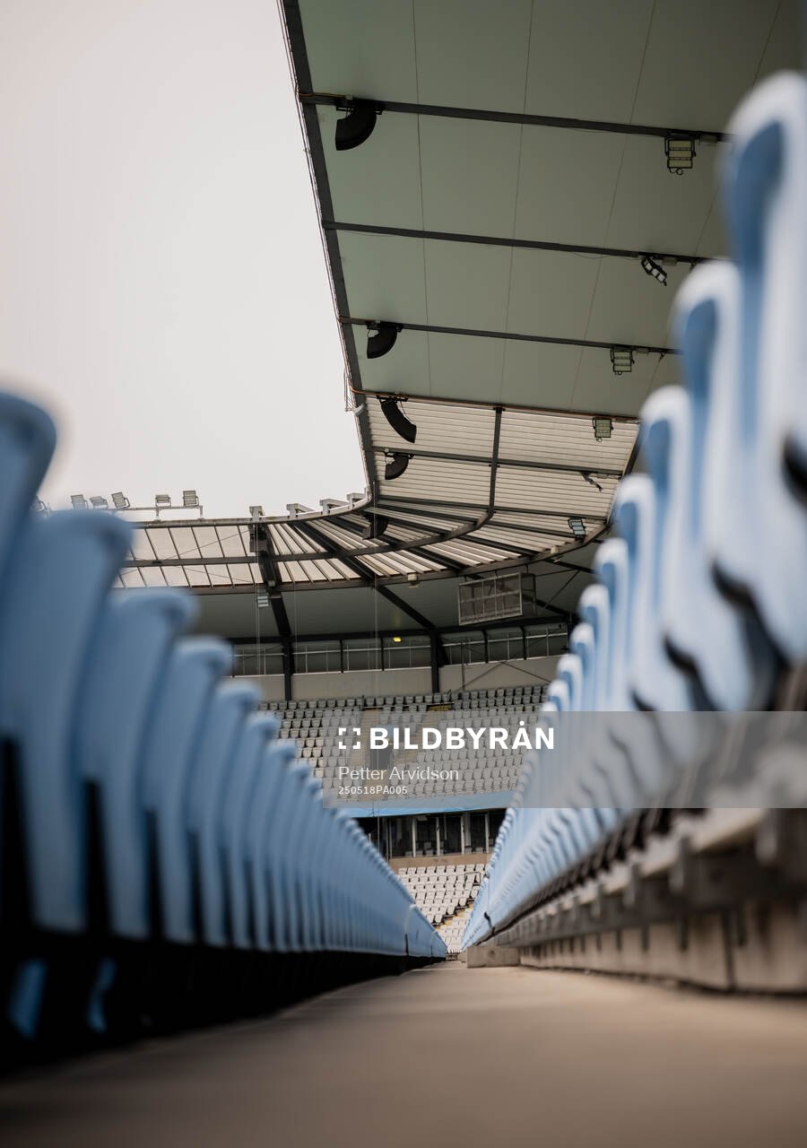 Läktarstolar på Eleda Stadion