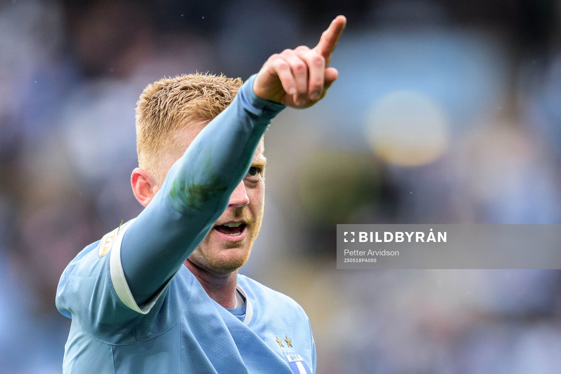 Malmö FFs Anders Christiansen jublar efter 1-0 under fotbollsmatchen i Allsvenskan mellan Malmö FF och Halmstad den 18 maj 2025 i Malmö.