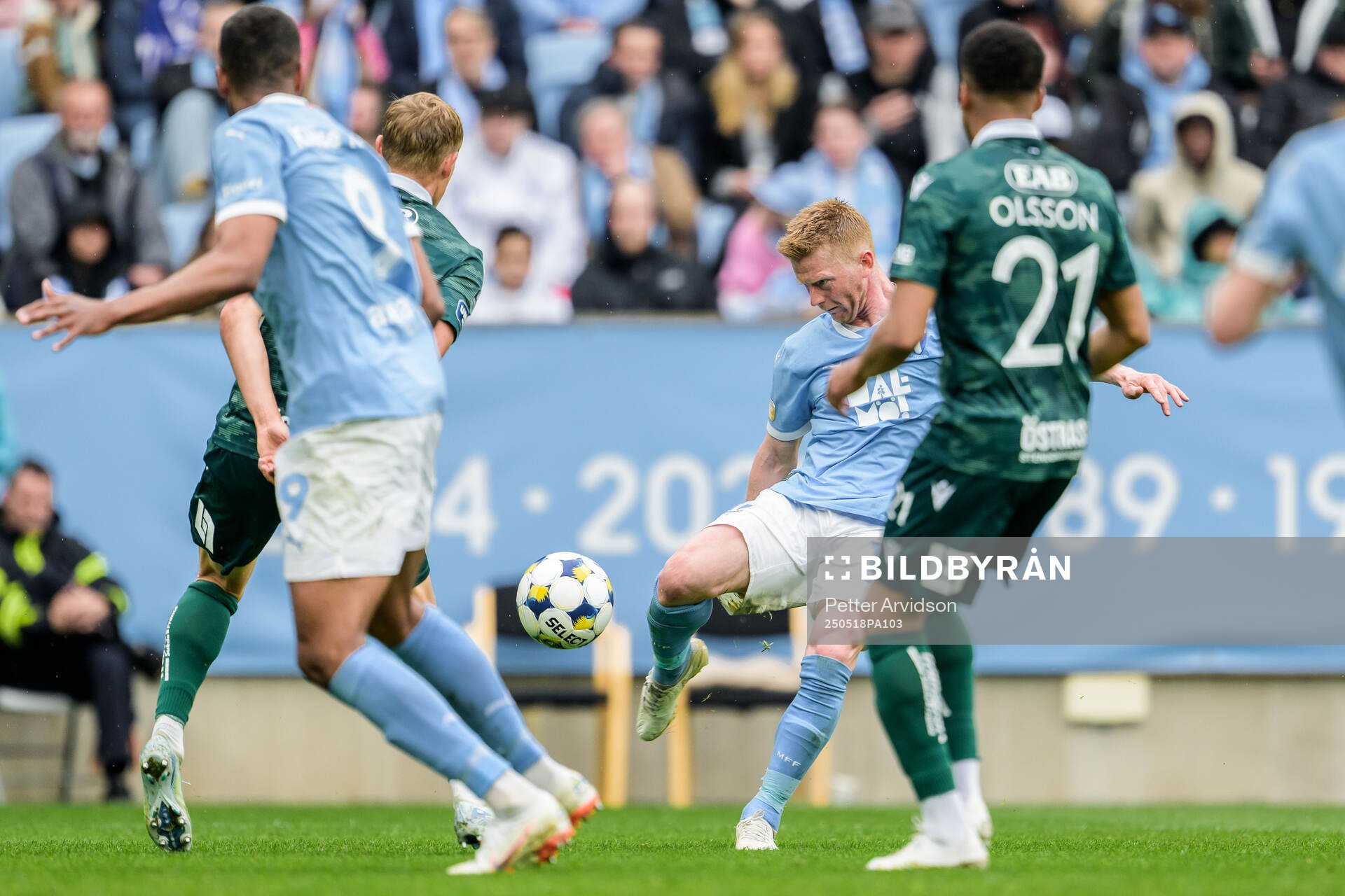Malmö FFs Anders Christiansen  under fotbollsmatchen i Allsvenskan mellan Malmö FF och Halmstad den 18 maj 2025 i Malmö. 