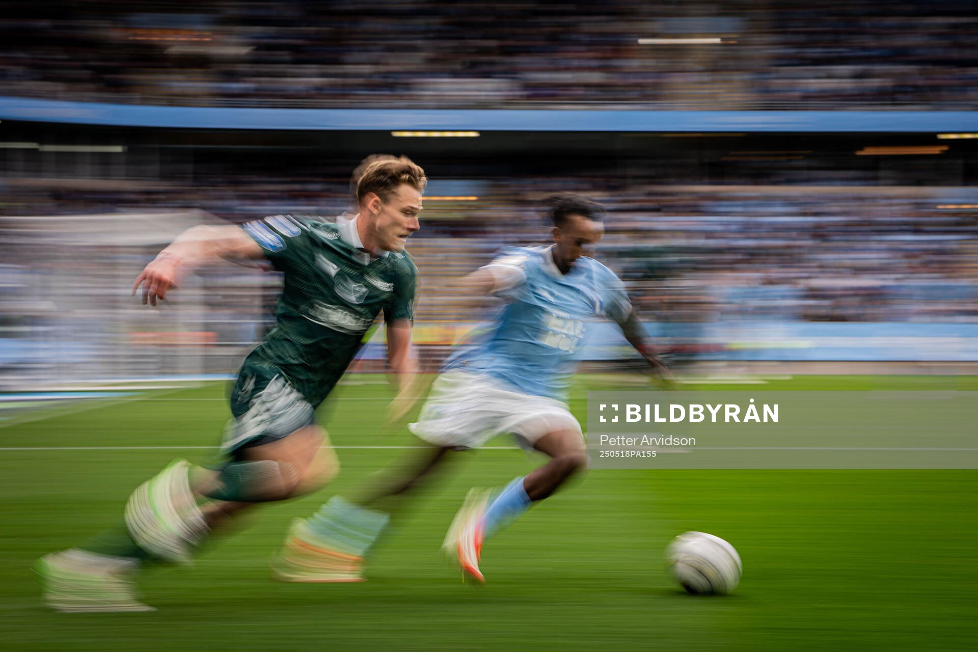 Halmstads Villiam Granath och Malmö FFs Taha Ali