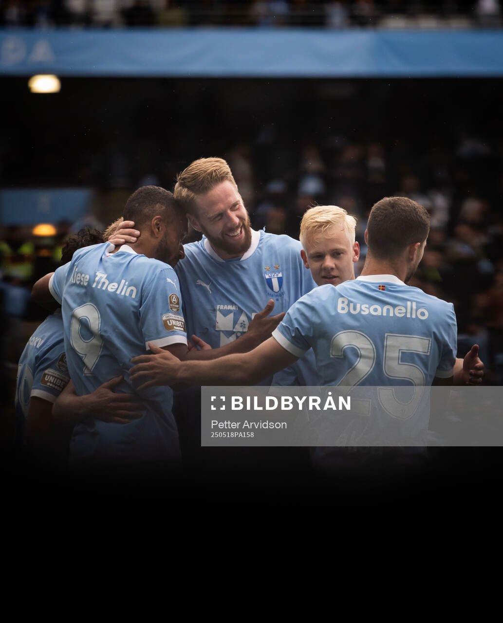 Malmö FFs Isaac Kiese Thelin jublar ihop med Pontus
