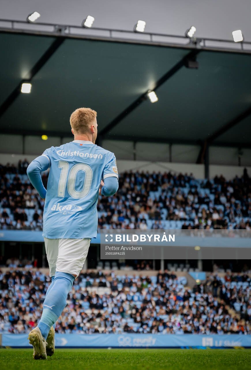 Malmö FFs Anders Christiansen inför fotbollsmatchen i Allsvenskan mellan Malmö FF och Halmstad den 18 maj 2025 i Malmö. 