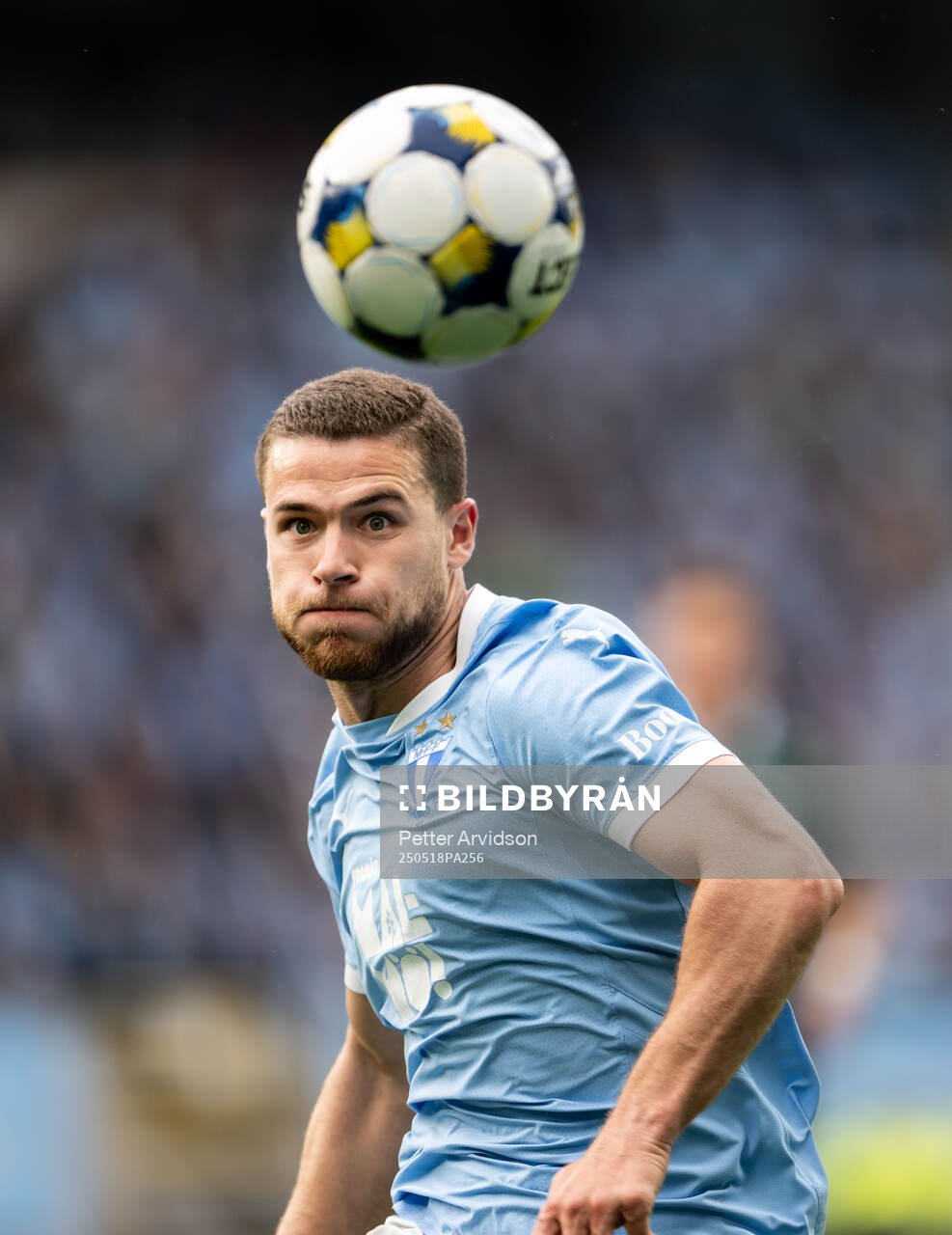 Malmö FFs Gabriel Busanello under fotbollsmatchen i Allsvenskan mellan Malmö FF och Halmstad den 18 maj 2025 i Malmö. 