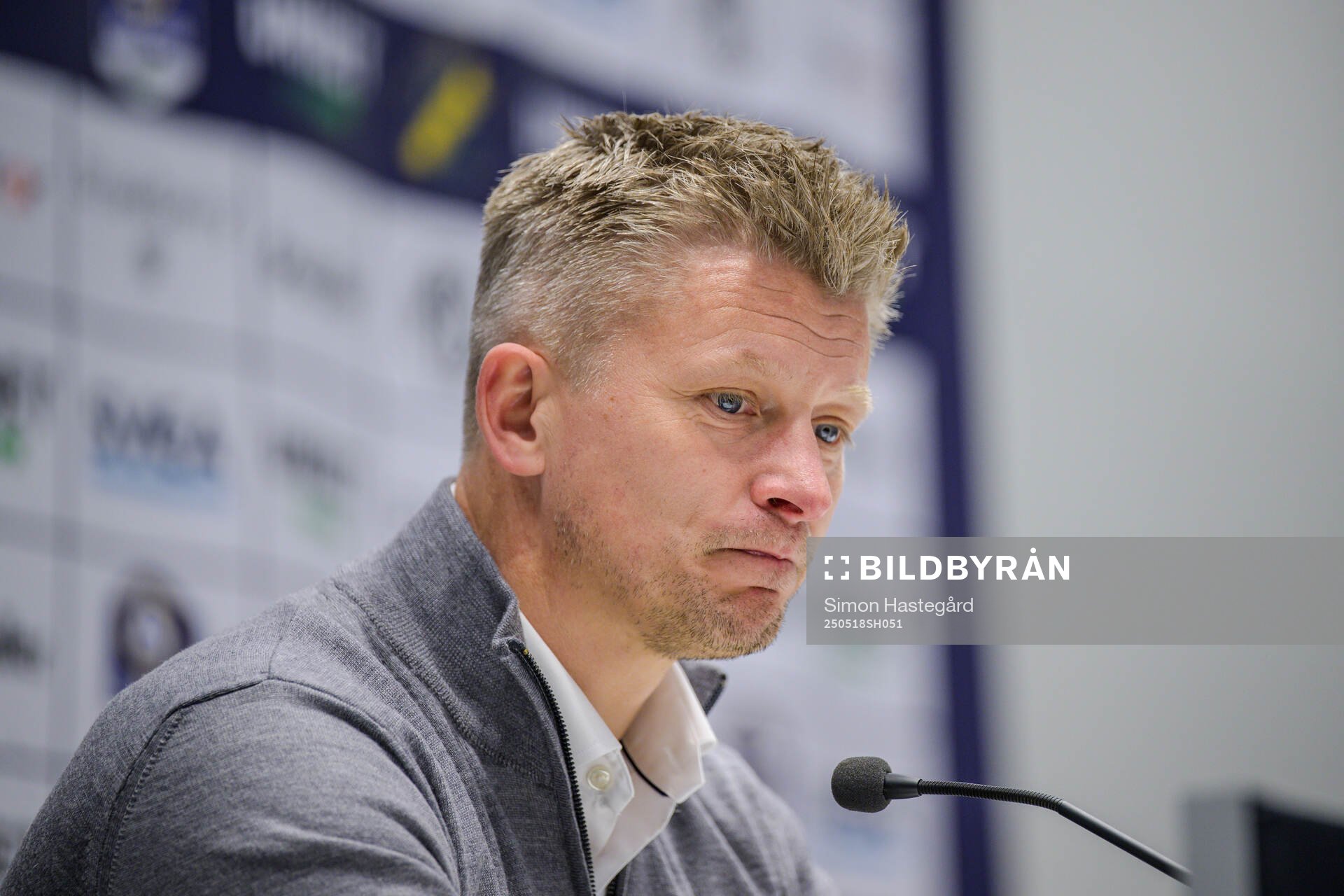 AIKs tränare Mikkjal Thomassen efter fotbollsmatchen i Allsvenskan mellan AIK och Hammarby den 18 maj 2025 i Stockholm. 