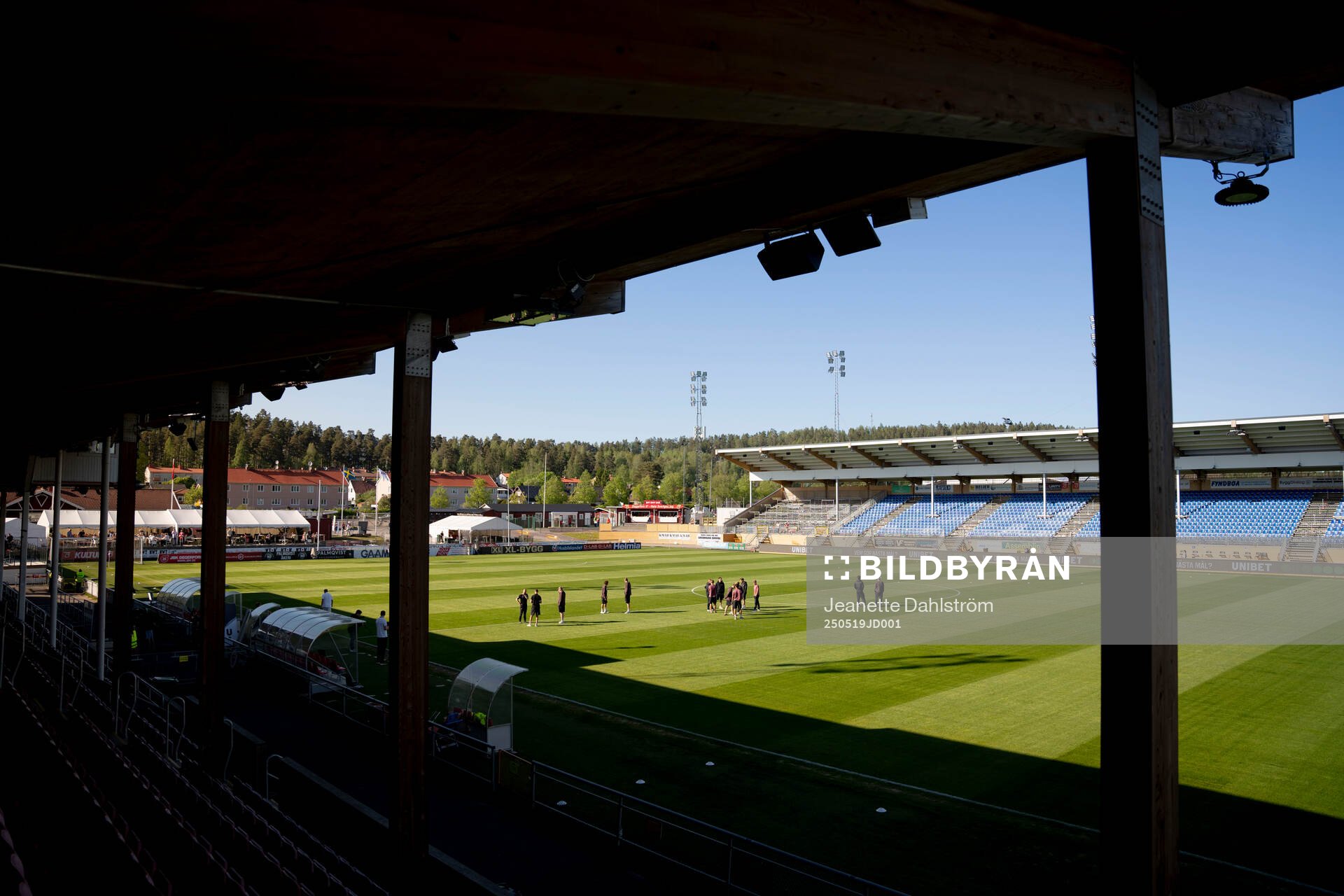 inför fotbollsmatchen i Allsvenskan mellan Degerfors och IFK Göteborg den 19 maj 2025 i Degerfors. 
