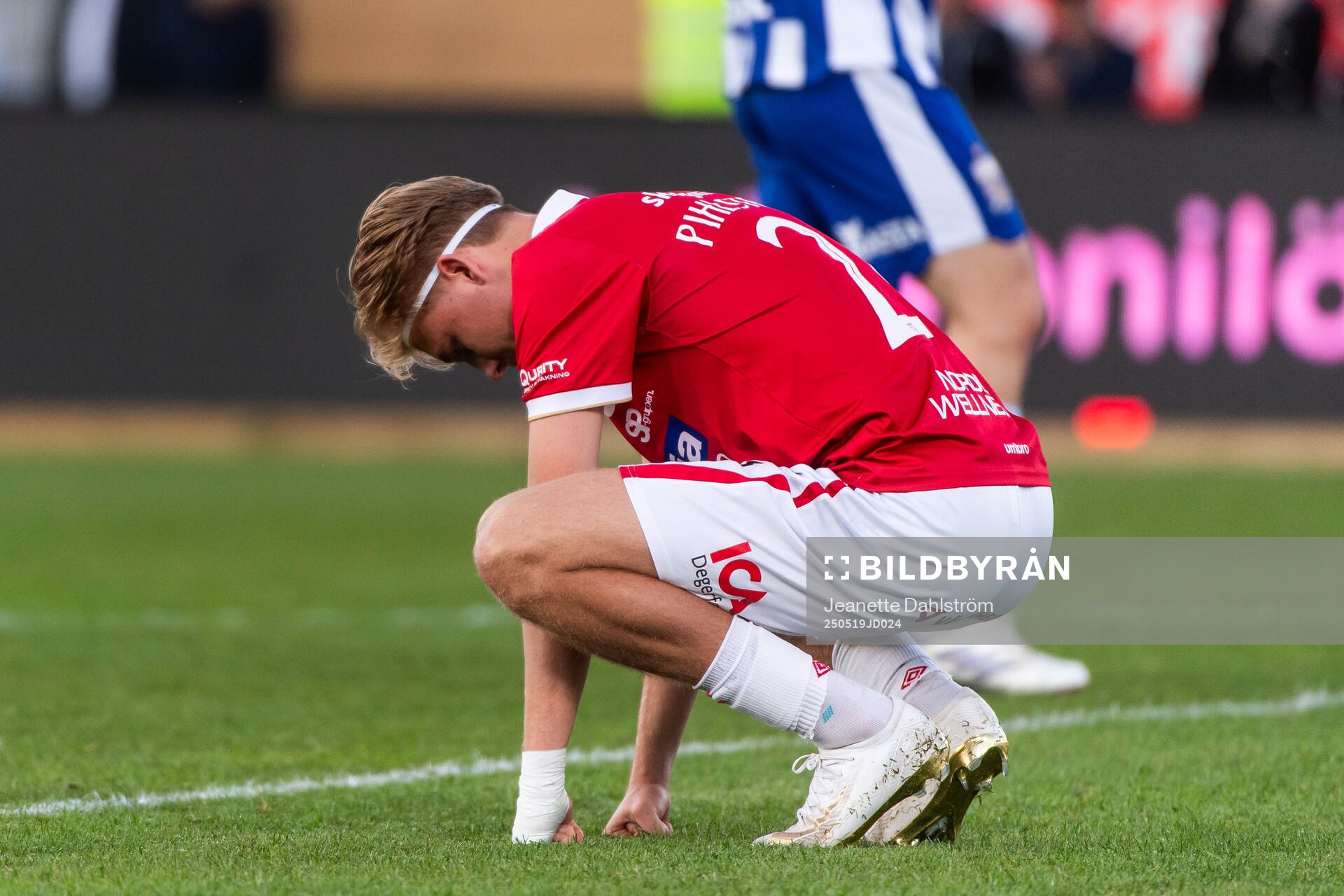 Degerfors Elias Pihlström deppar