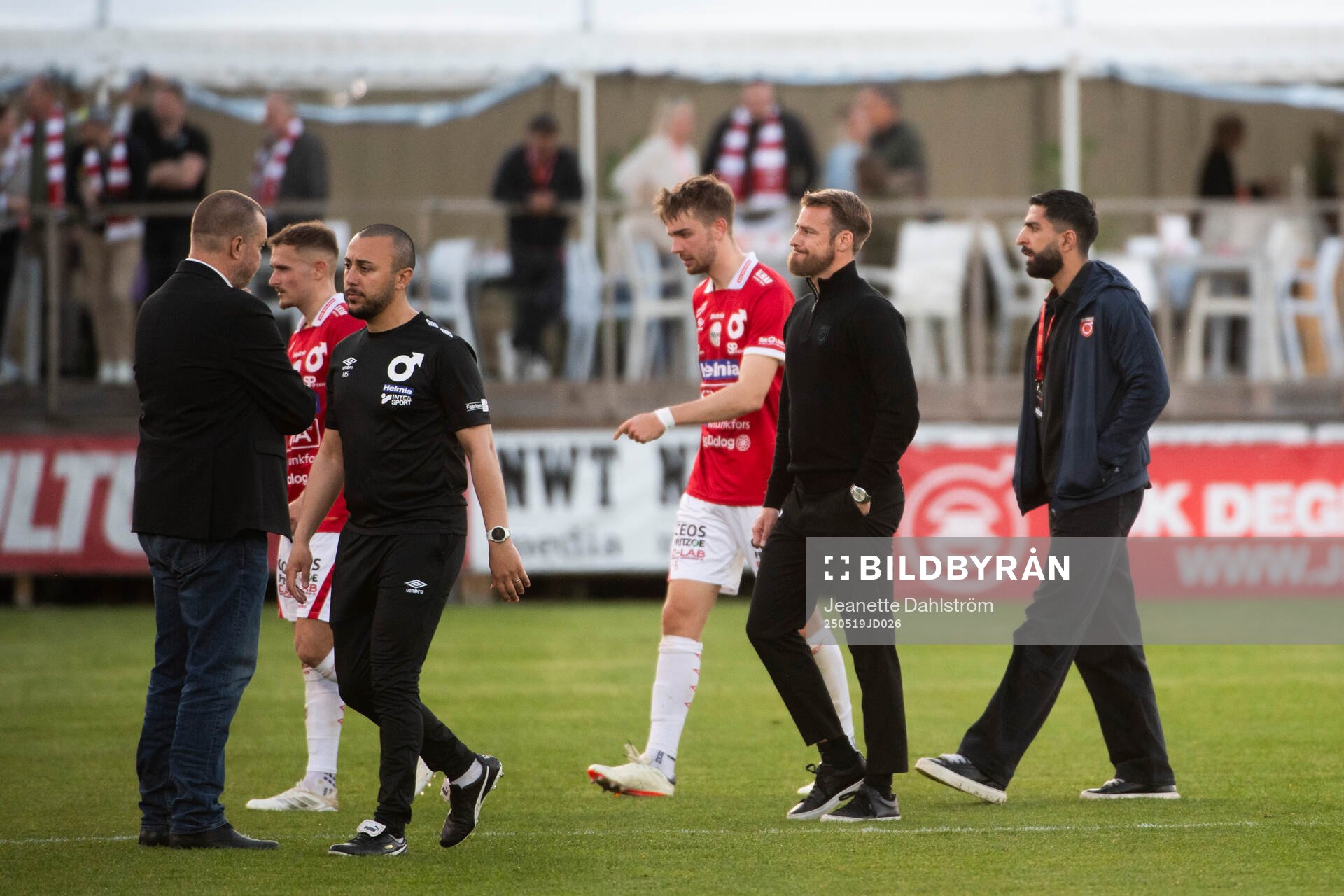 Degerfors tränare William Lundin deppar