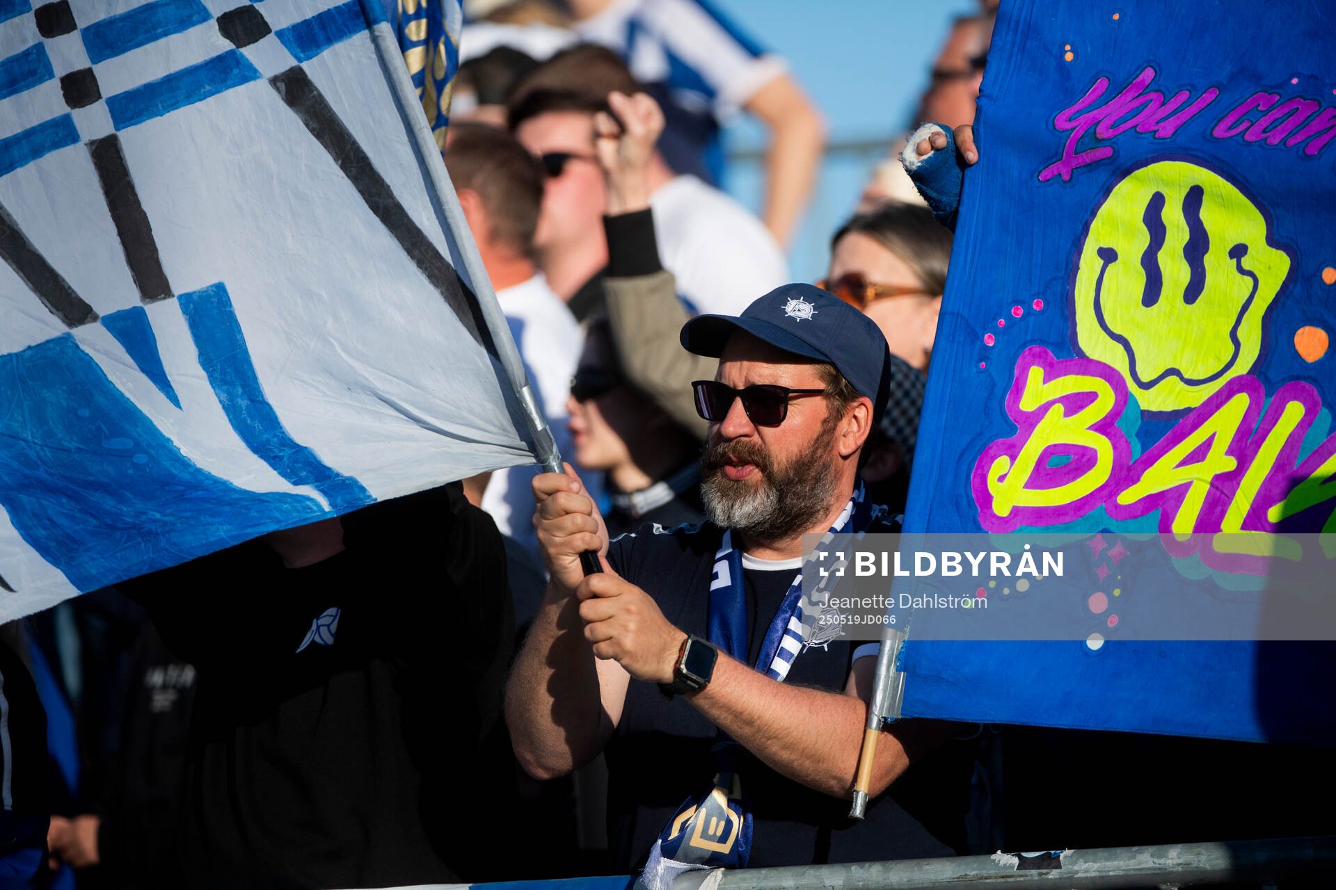 IFK Göteborgs supportar under fotbollsmatchen i Allsvenskan mellan Degerfors och IFK Göteborg den 19 maj 2025 i Degerfors. 