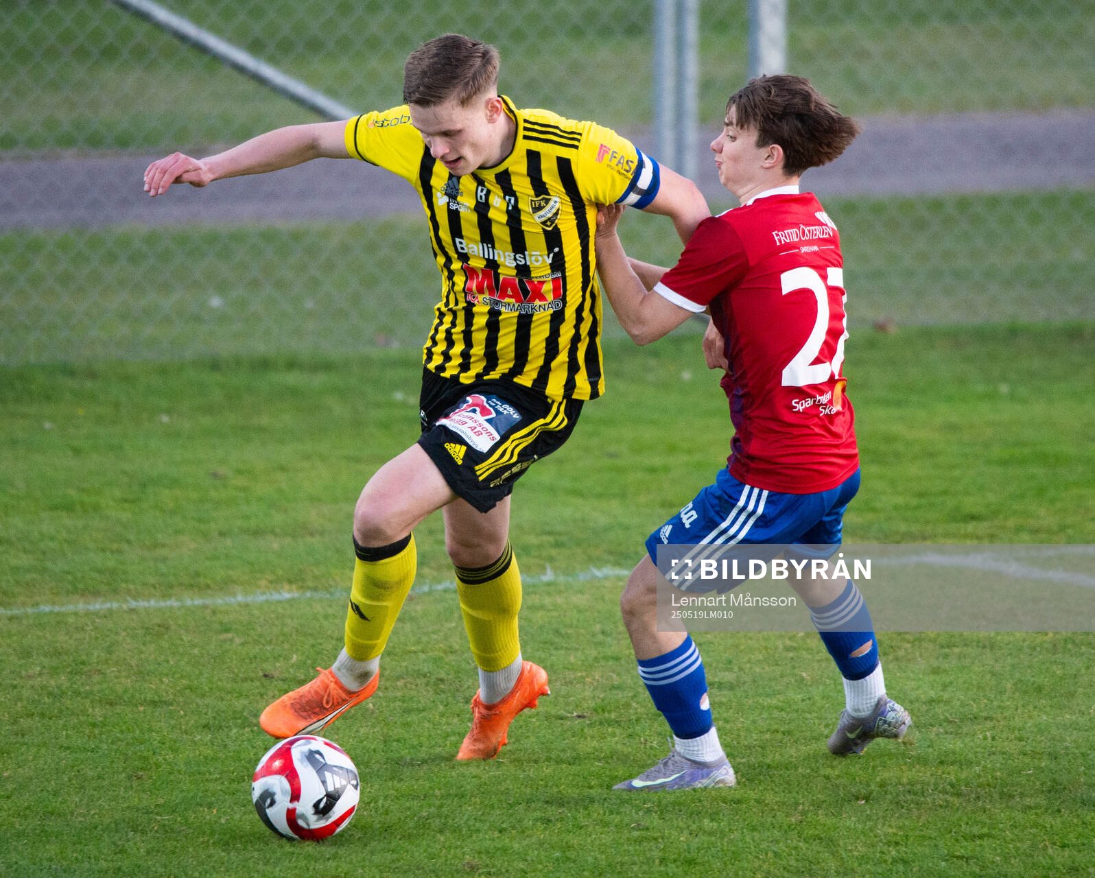 IFK Hässleholms Axel Henriksson i matchen i DM mellan IFK