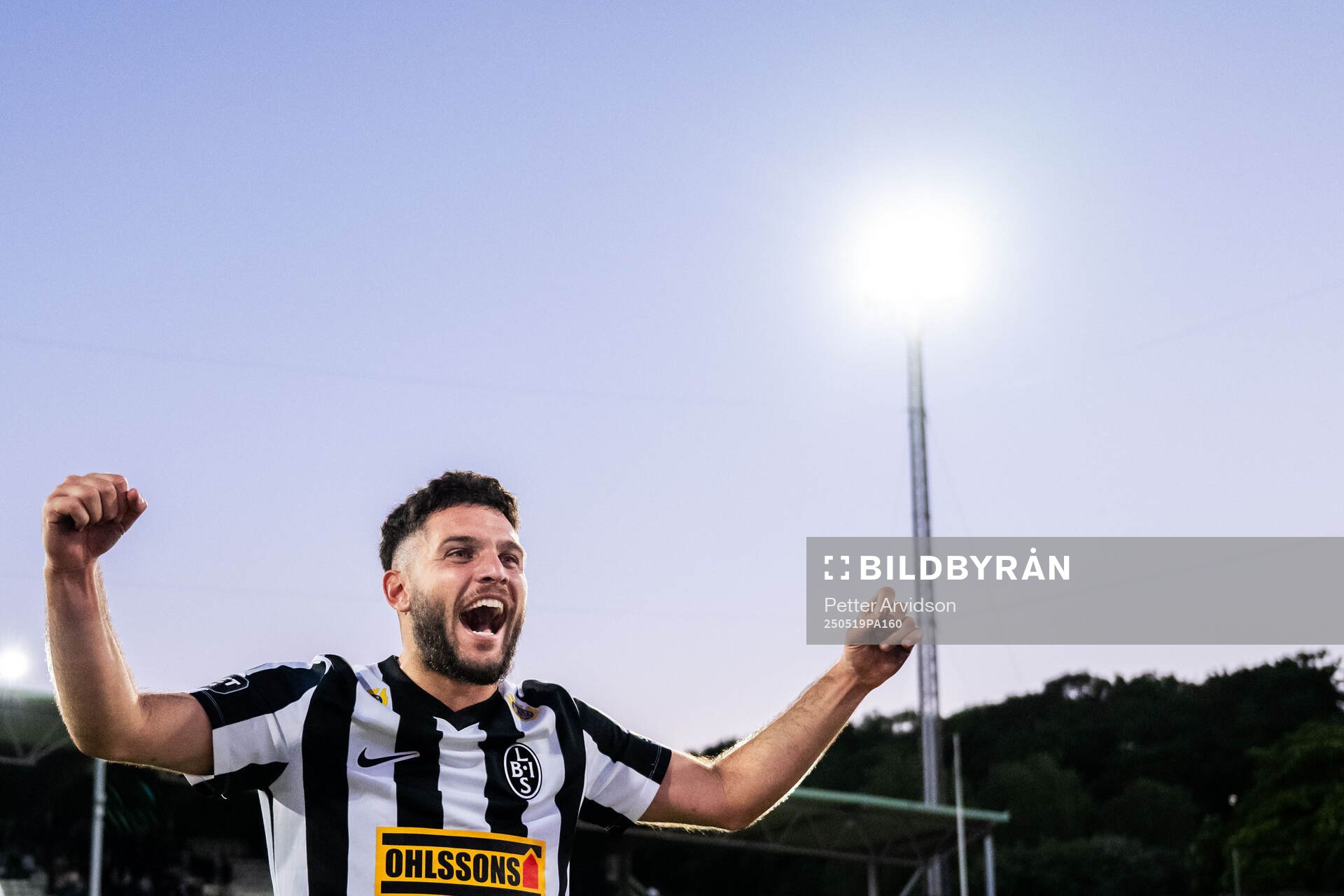 Landskronas Edi Sylisufaj jublar efter fotbollsmatchen i Superettan mellan Landskrona och Helsingborg den 19 maj 2025 i Landskrona. 