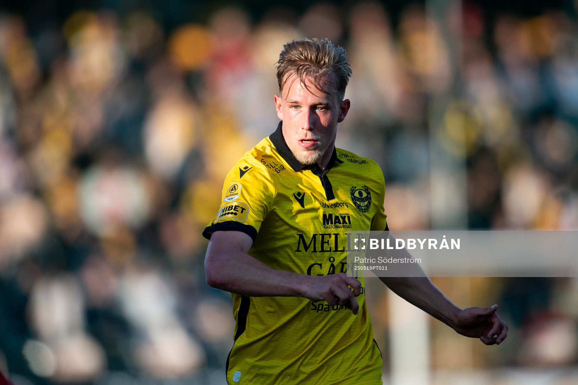 Mjällbys Herman Johansson under fotbollsmatchen i Allsvenskan mellan Mjällby och Brommapojkarna den 19 maj 2025 i Hällevik. 