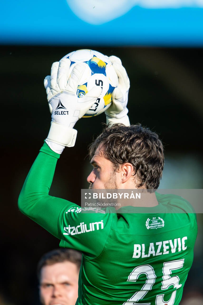 Brommapojkarnas målvakt Davor Blazevic