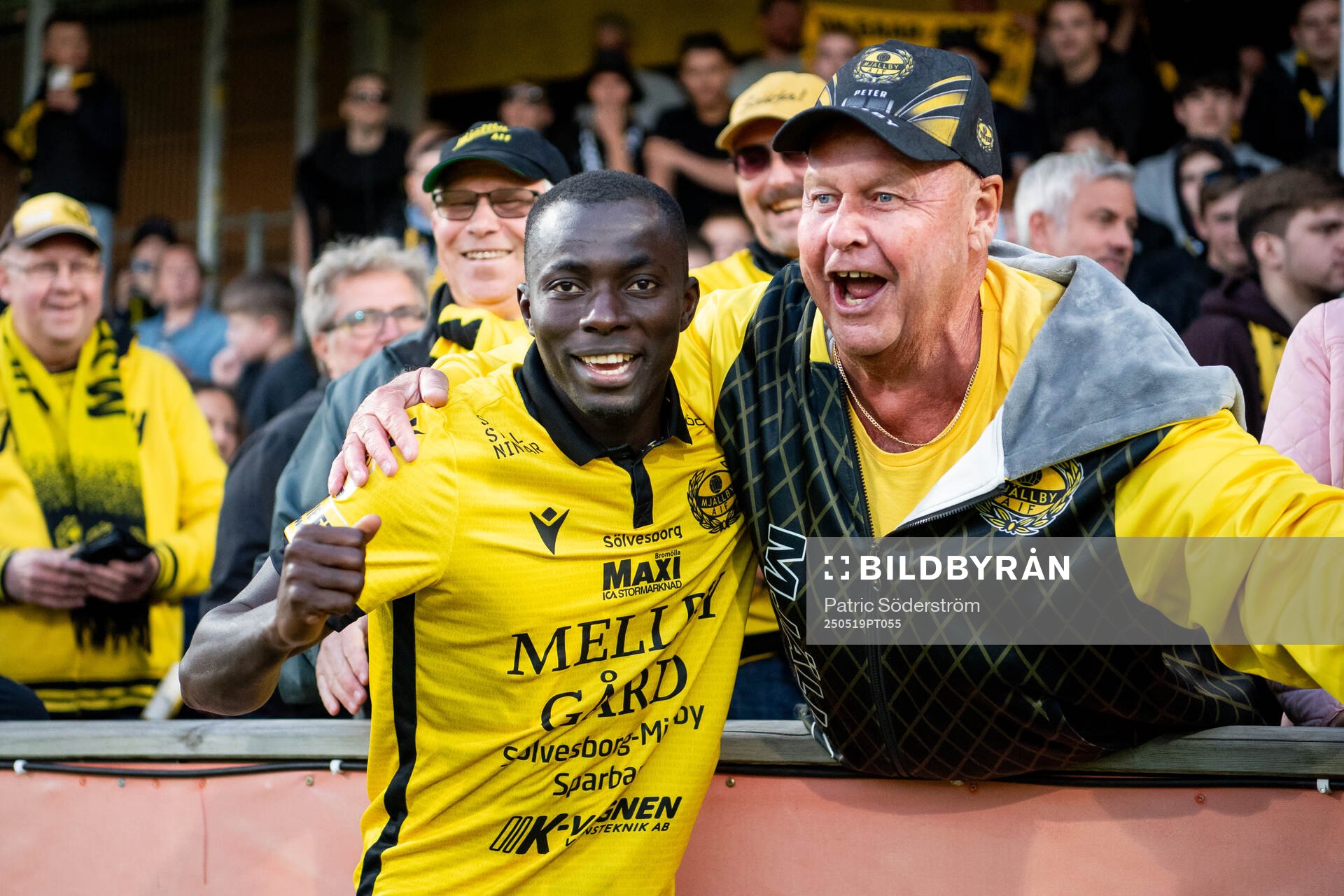 Mjällbys Abdoulie Manneh jublar