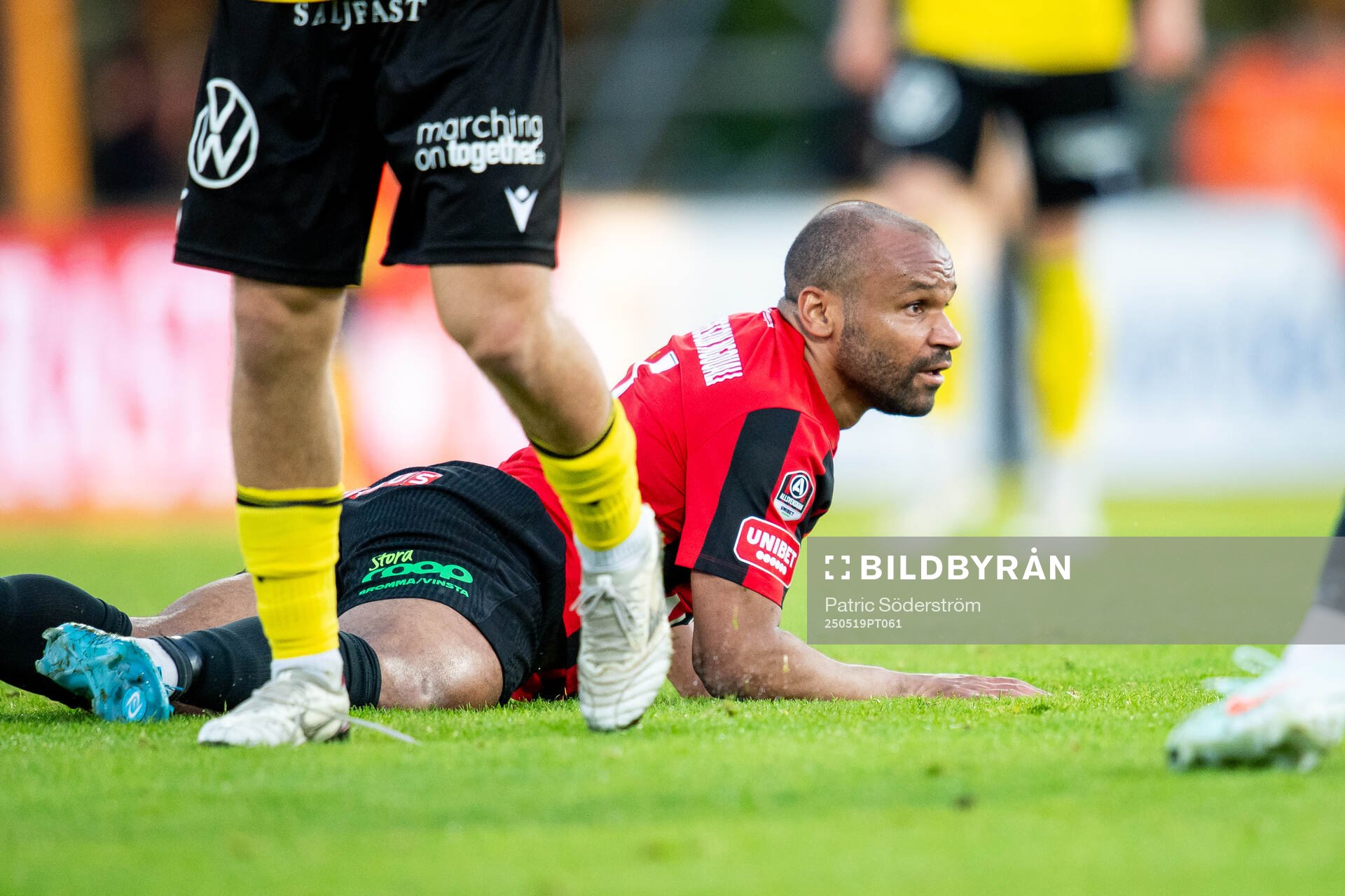 Brommapojkarnas Serge-Junior Martinsson Ngouali under fotbollsmatchen i Allsvenskan mellan Mjällby och Brommapojkarna den 19 maj 2025 i Hällevik.
