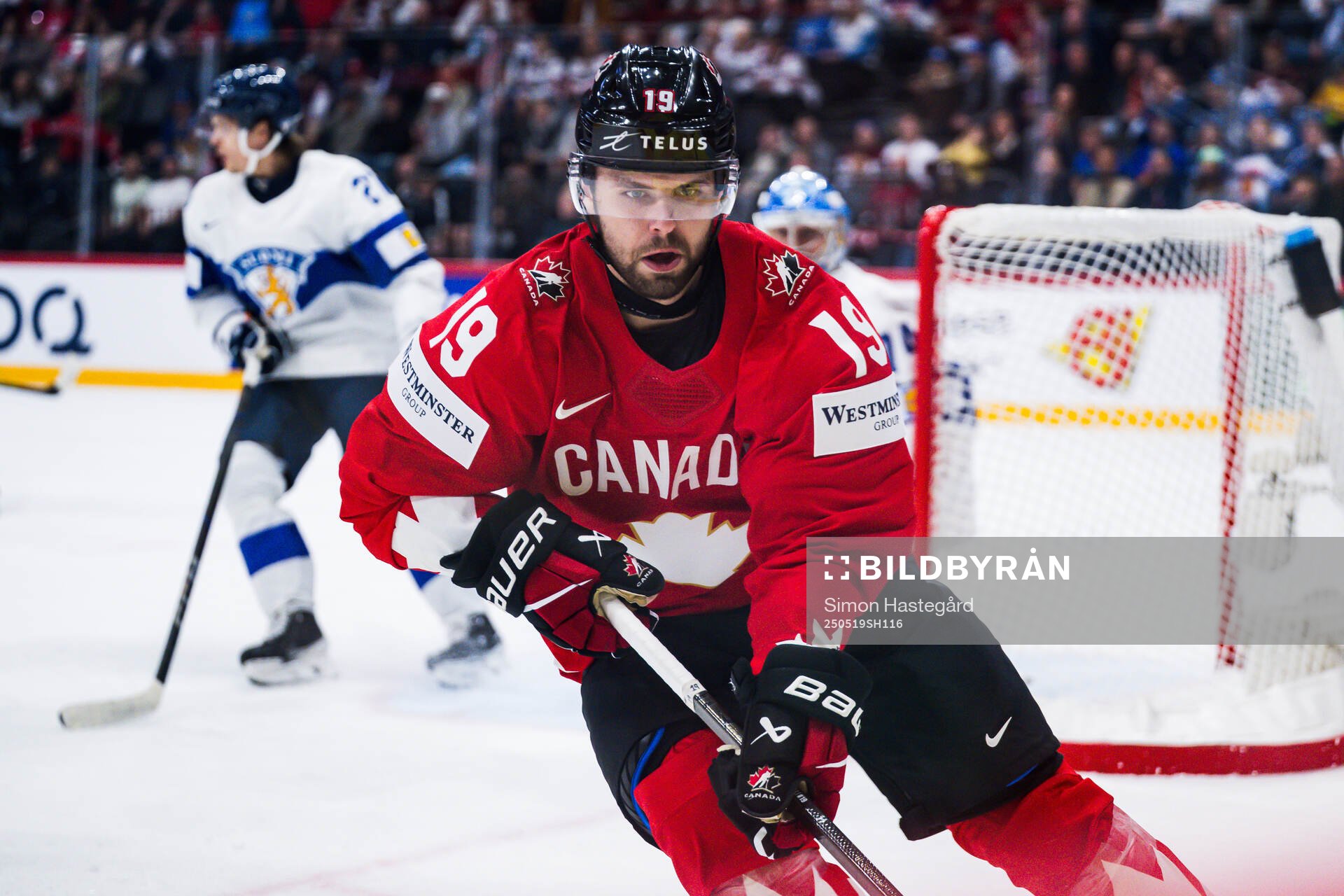 Adam Fantilli of Canada