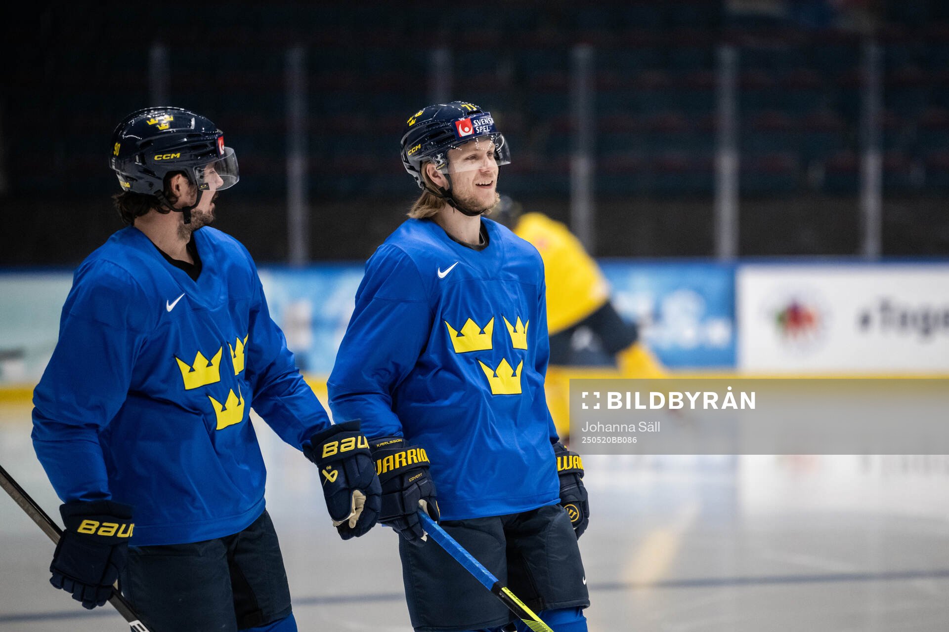 Marcus Johansson and William Karlsson of Sweden at a