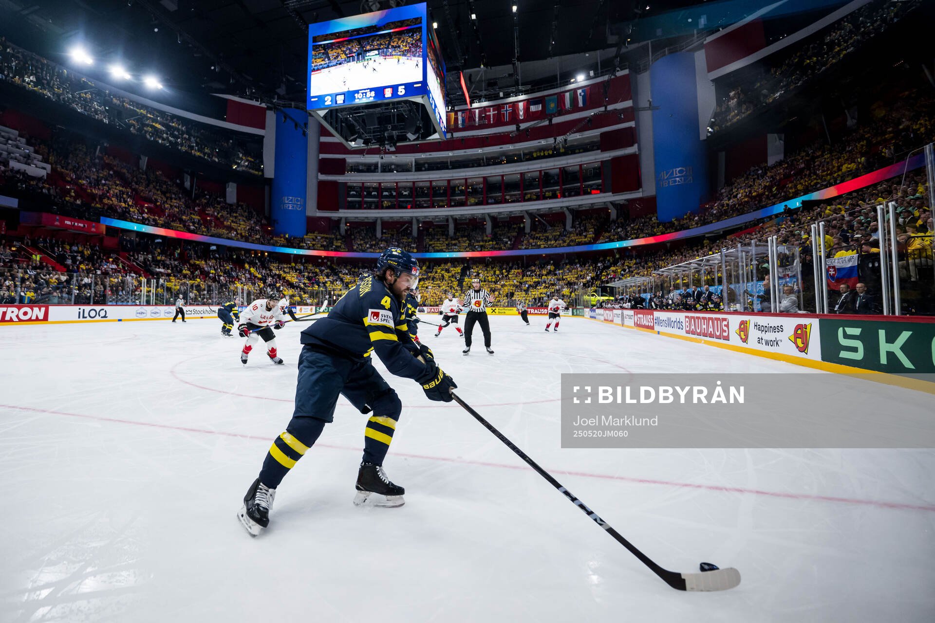 Rasmus Andersson of Sweden