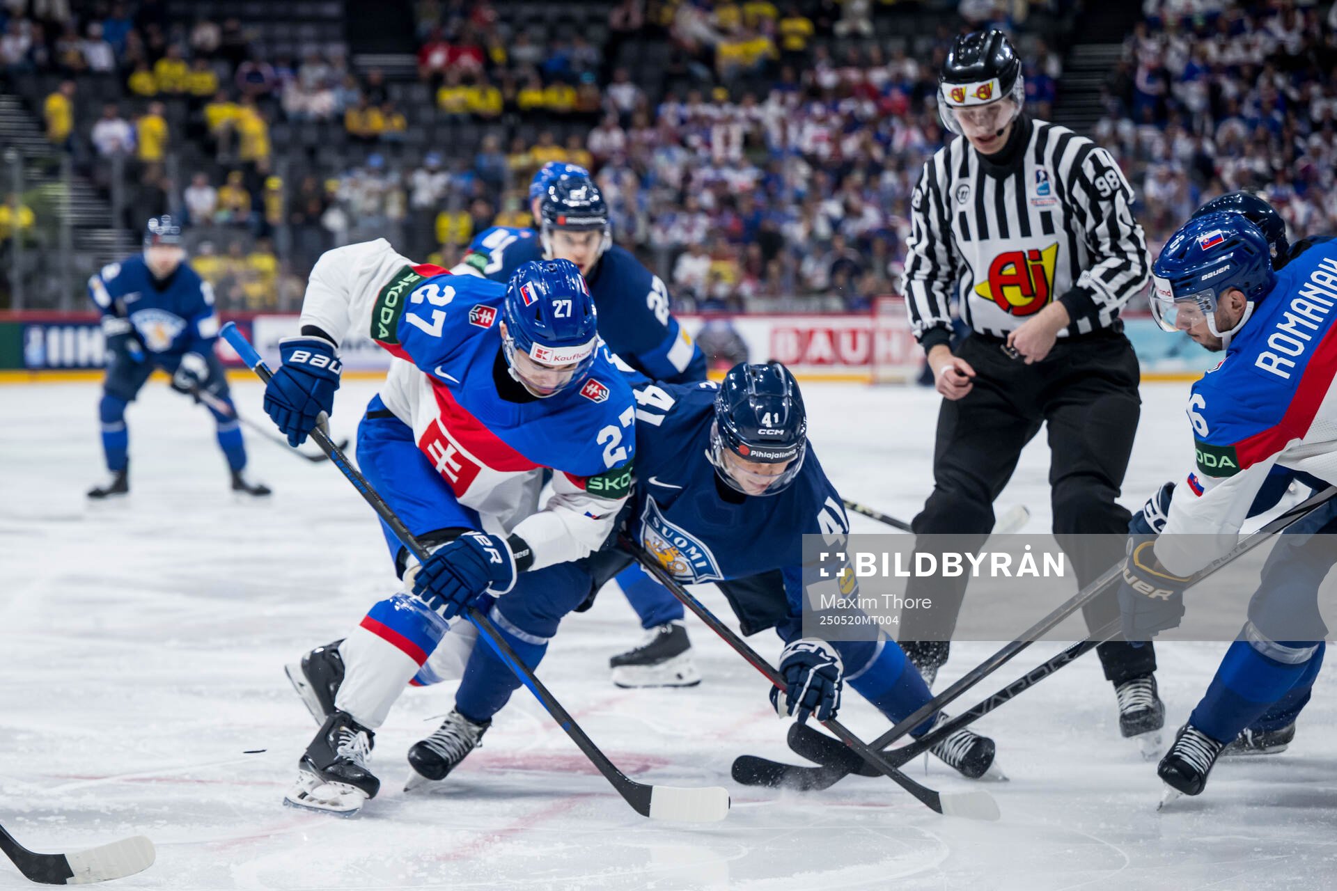 Sebastian Cederle of Slovakia och Jan-Mikael Jarvinen of